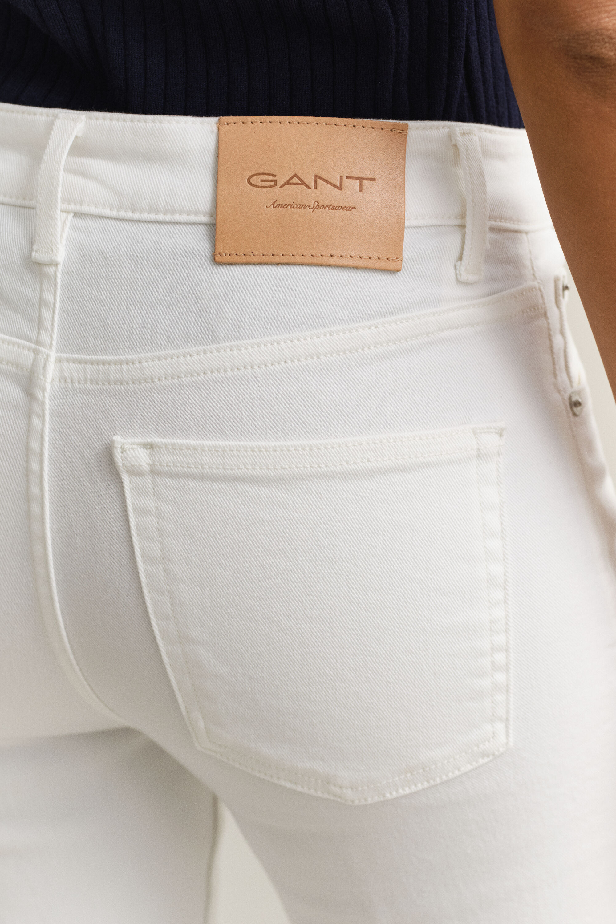 Jeans med svaj og stræk