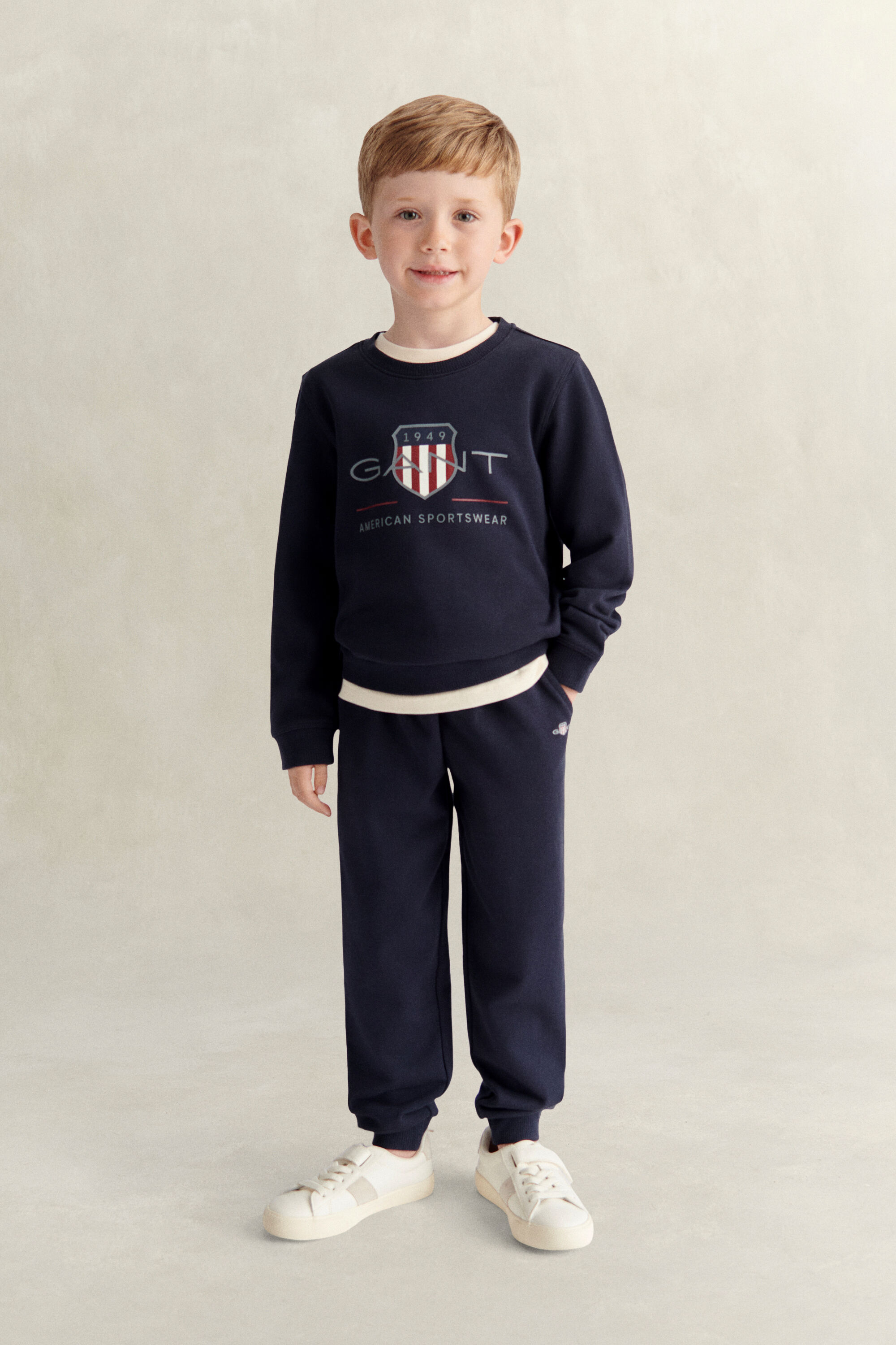Boys Archive Shield sæt med sweatshirt og joggingbukser
