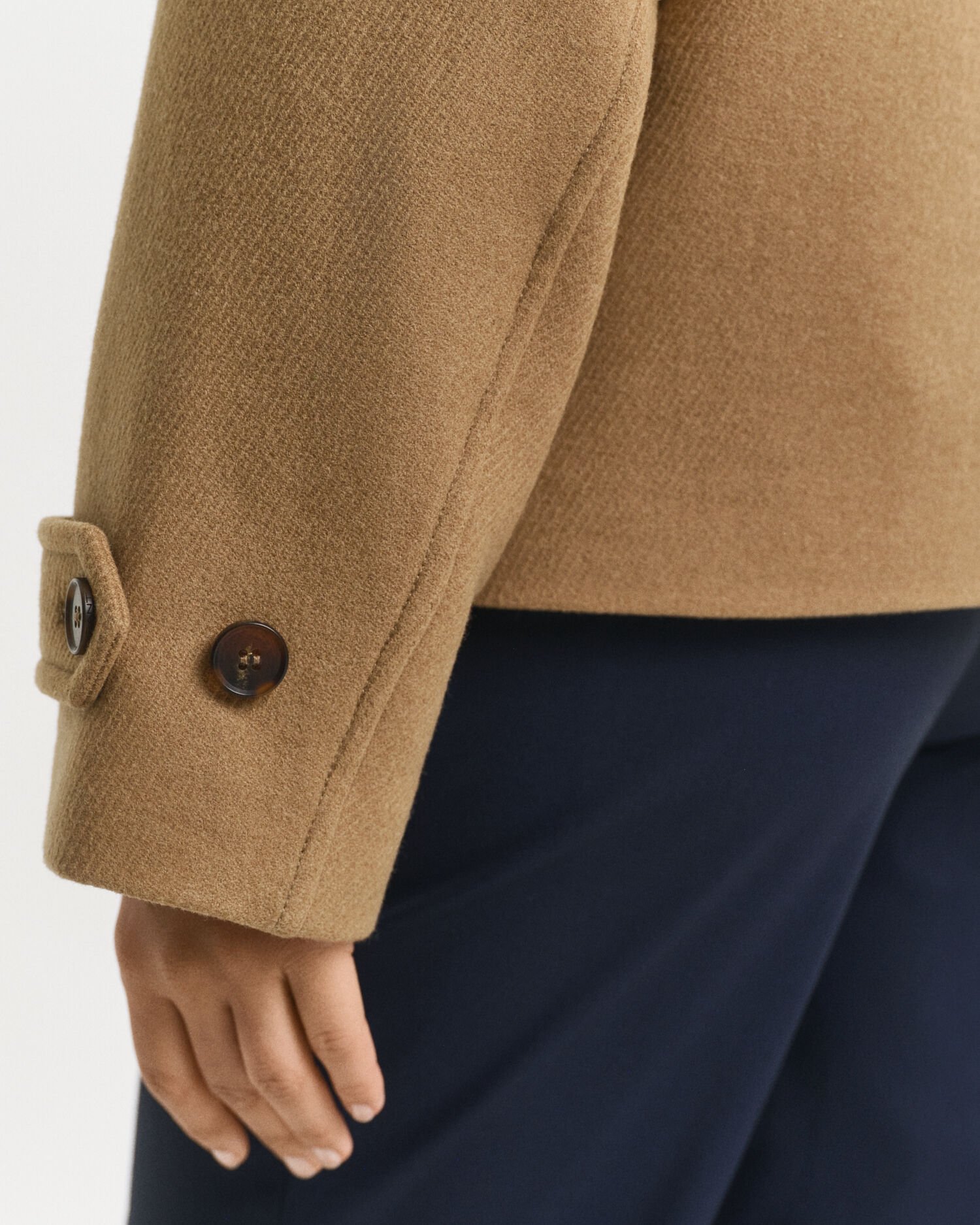 Kort bilfrakke i uldblanding