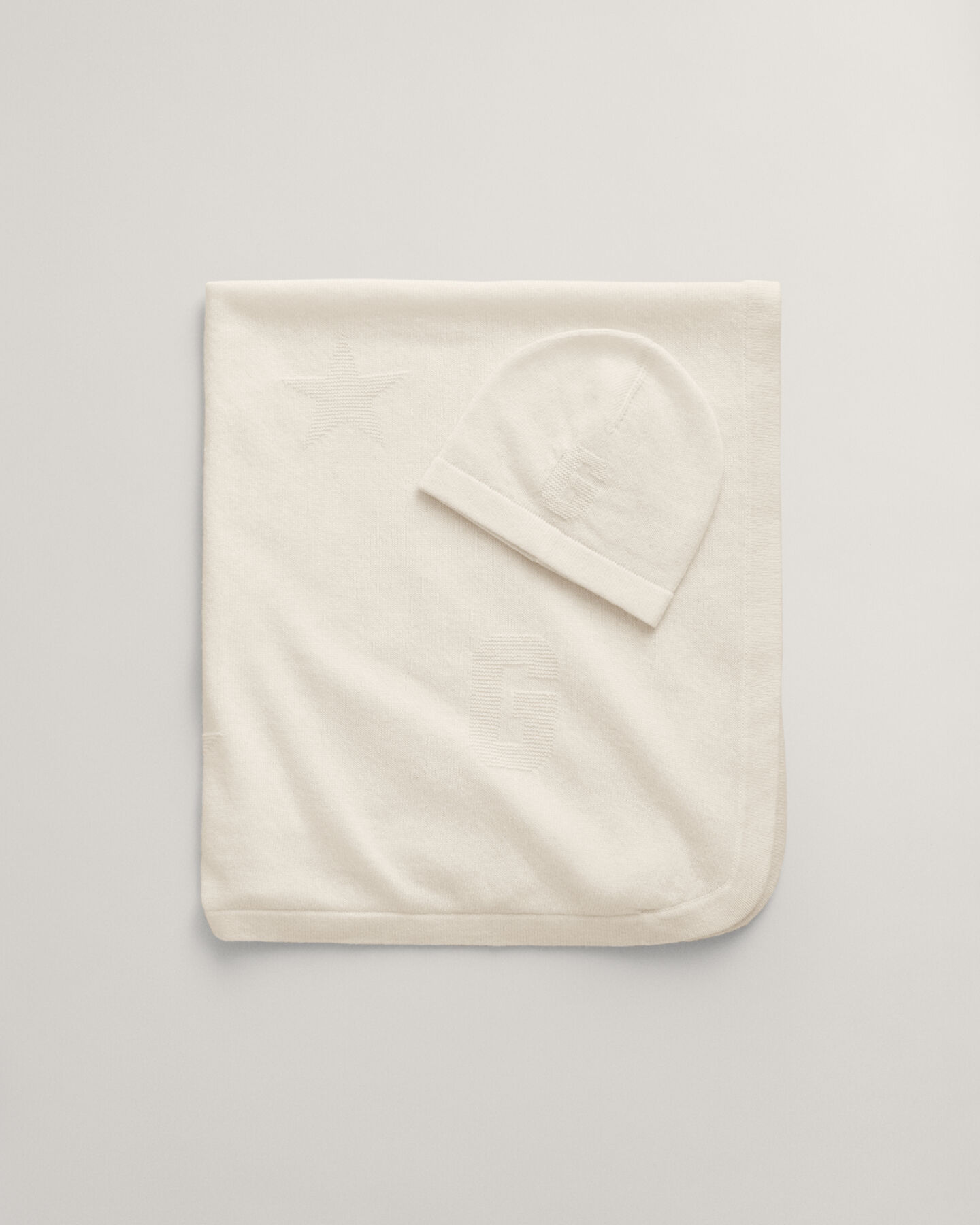 Baby gavesæt med tæppe og beanie