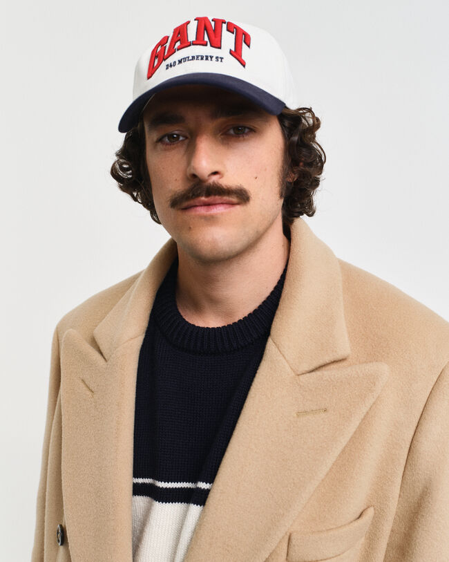 Dobbeltradet uldfrakke