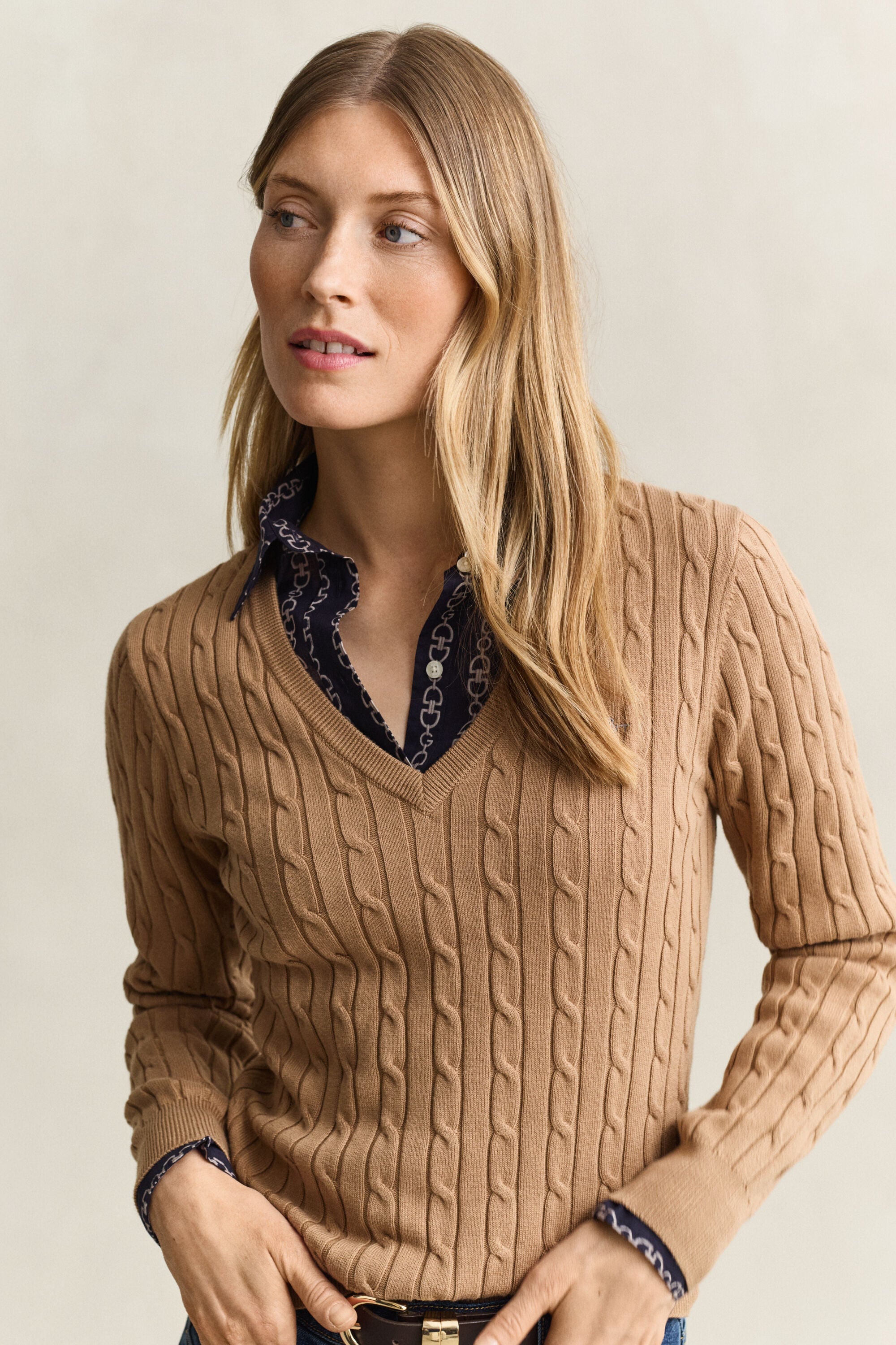 Classic sweater med kabelstrik