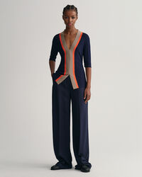 Ribstrikket top med V-hals