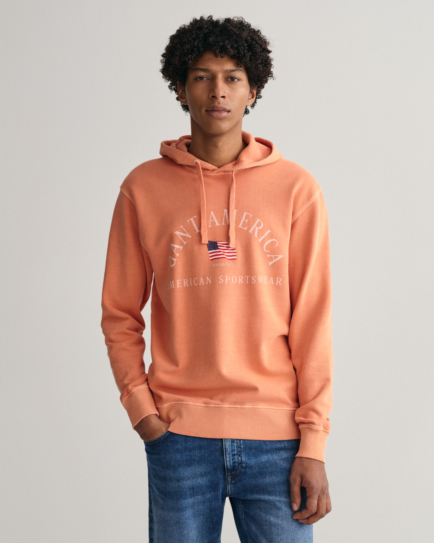 Sunfaded GANT USA h&aelig;ttetr&oslash;je