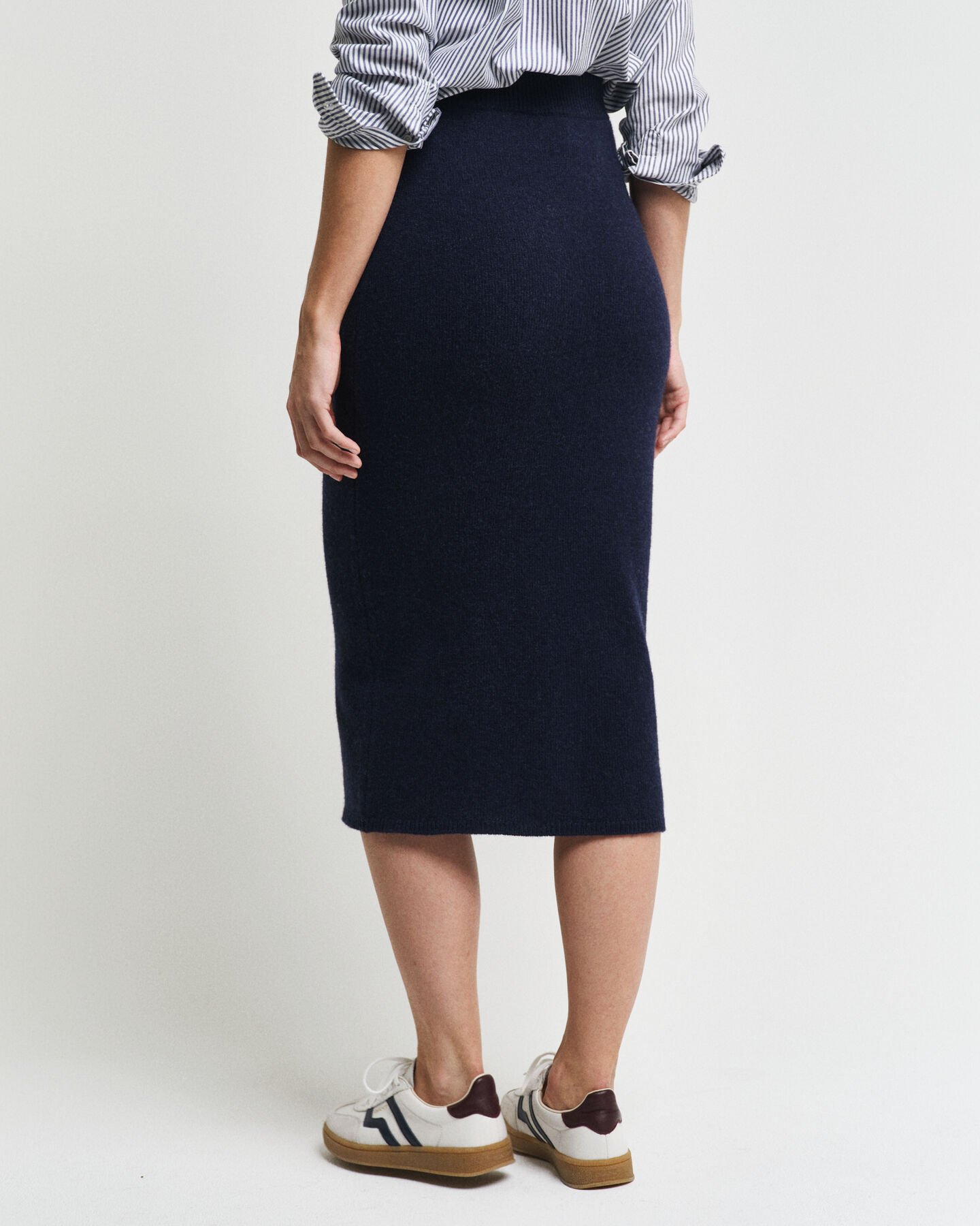 Uldstrikket nederdel