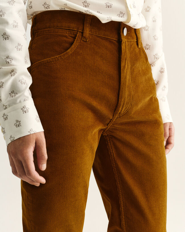 Wrangler x GANT Bootcut jeans af jernbanefløjl