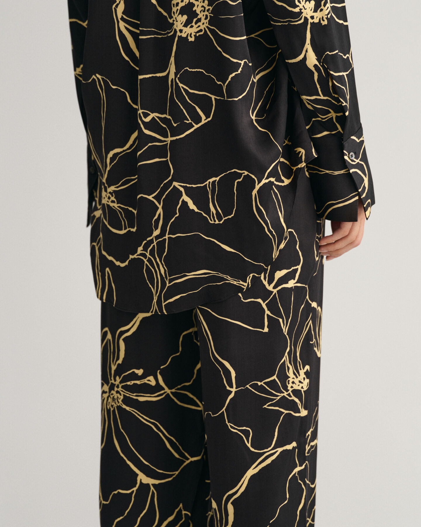 Pull-on-bukser med Line Drawing