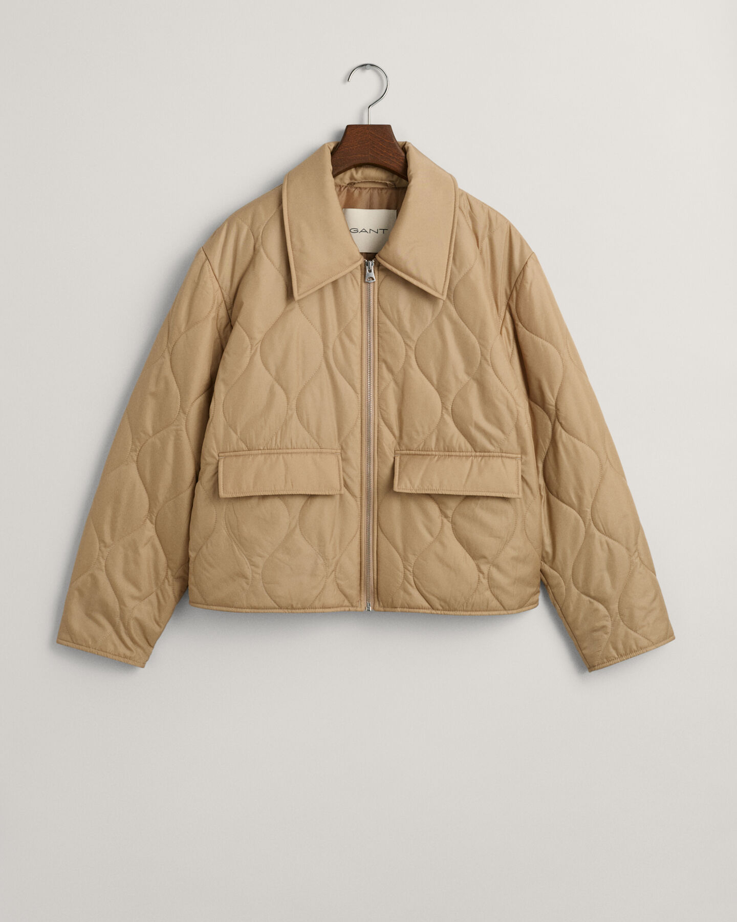 Quiltet jakke med krave