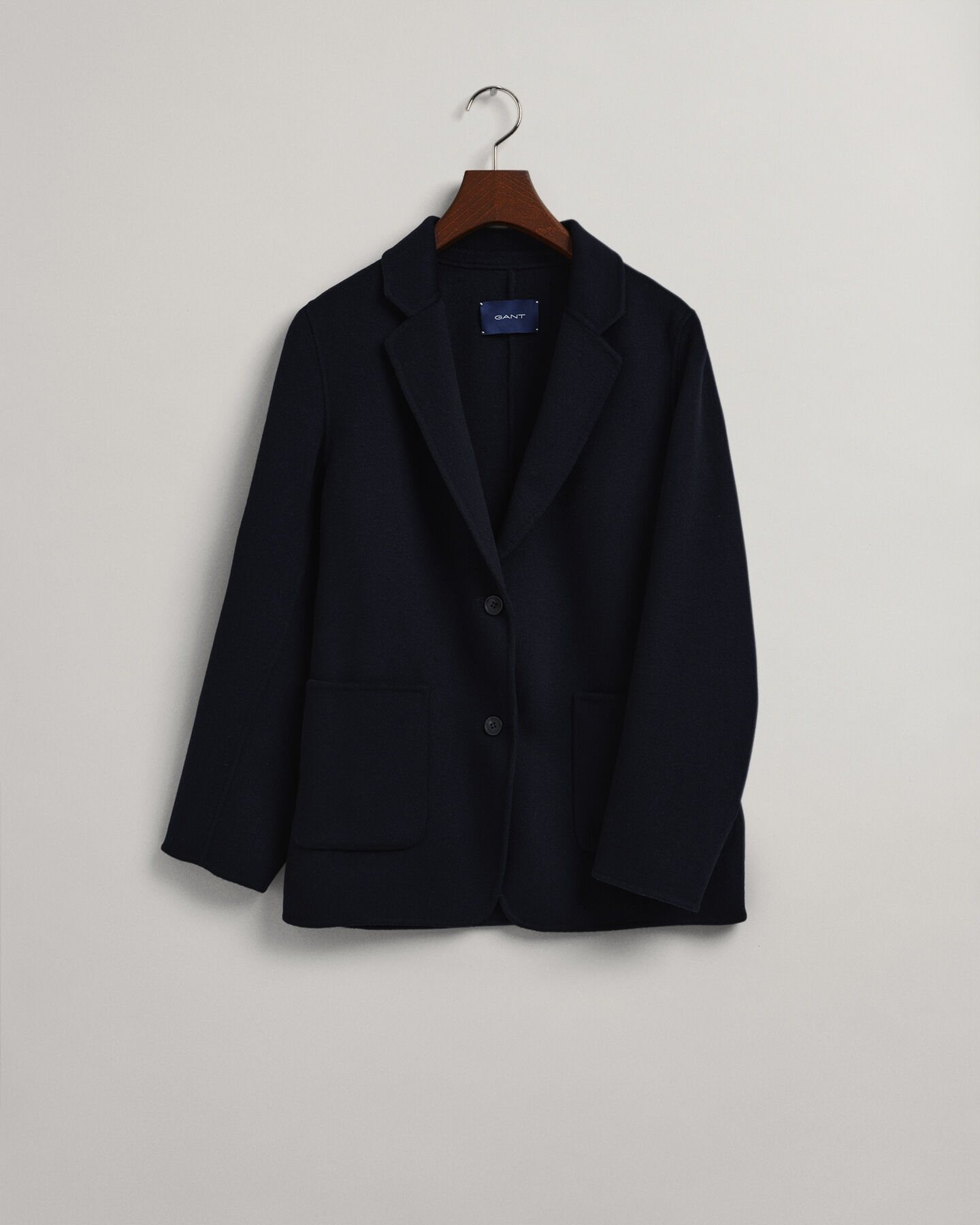 Håndsyet lige blazer