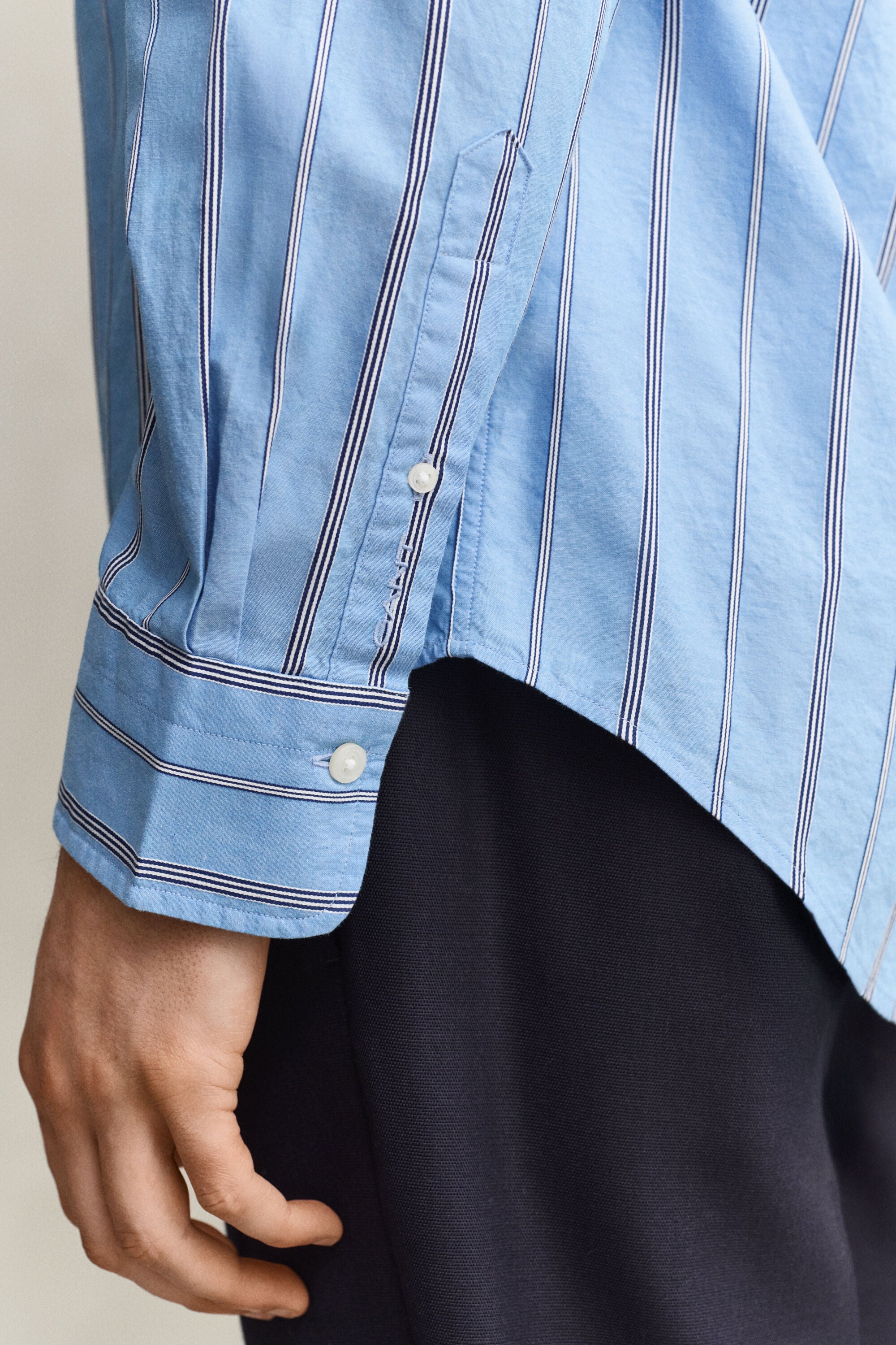 Relaxed fit dobby-stribet skjorte