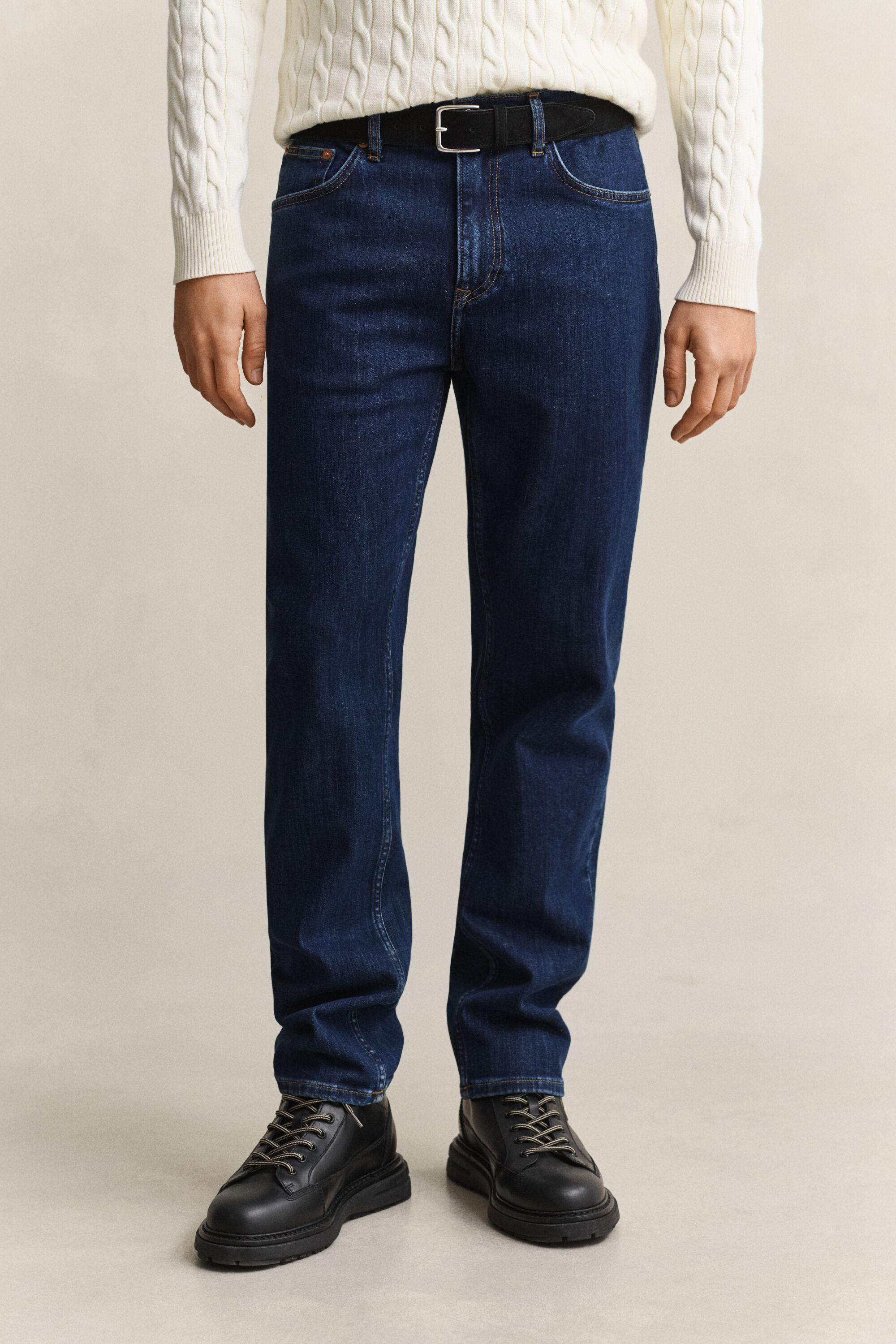 Regular fit jeans i let vask