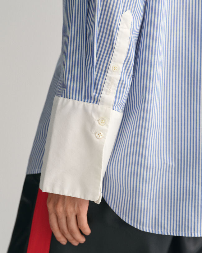 Relaxed fit stribet skjorte med kontrastfarvet krave