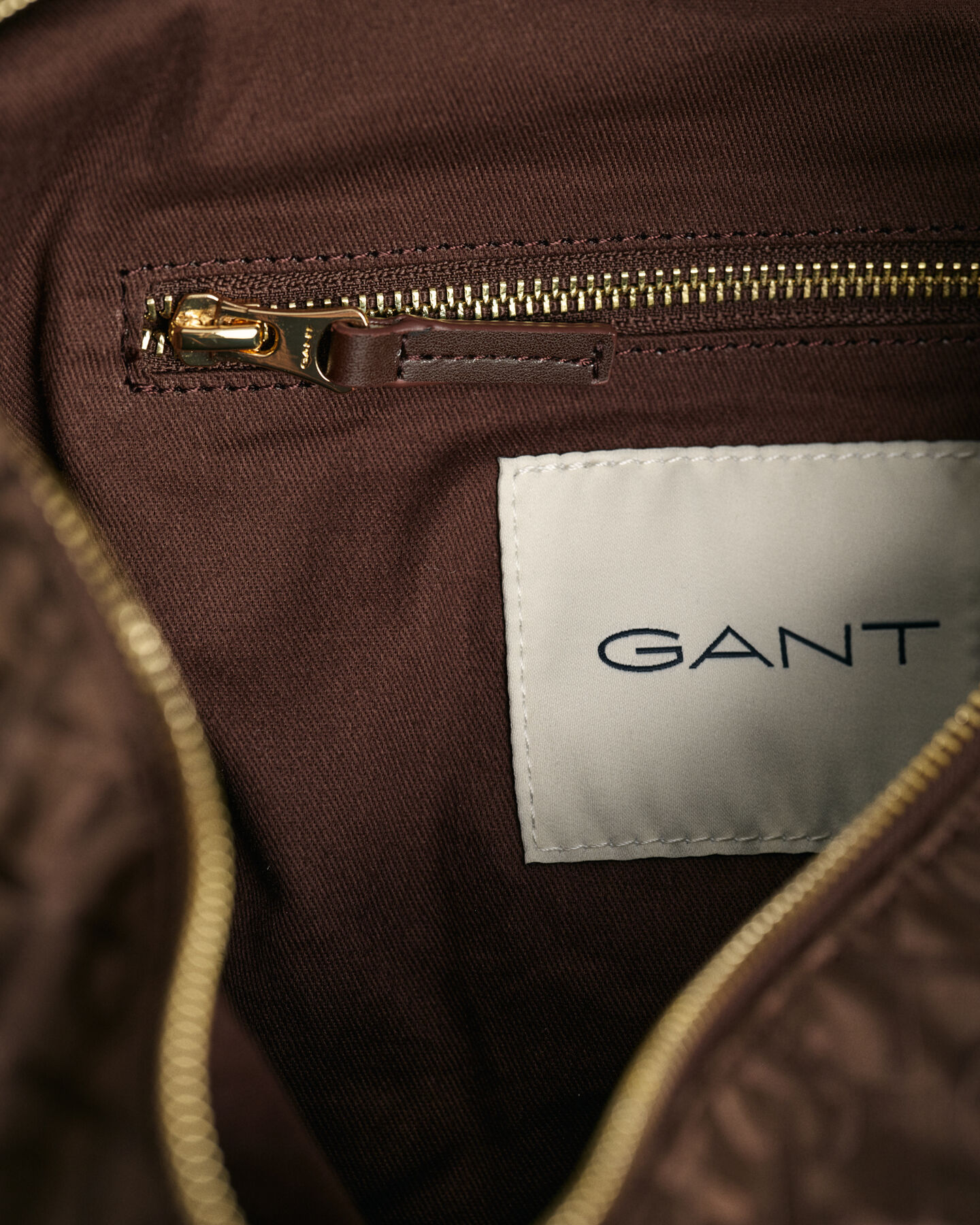 G Patterned stor skuldertaske