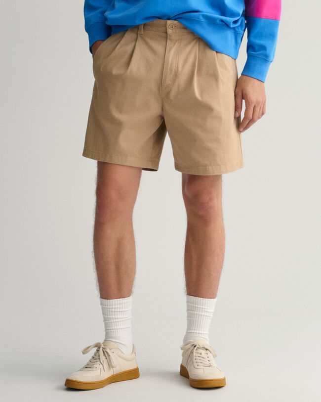 Relaxed fit shorts med læg
