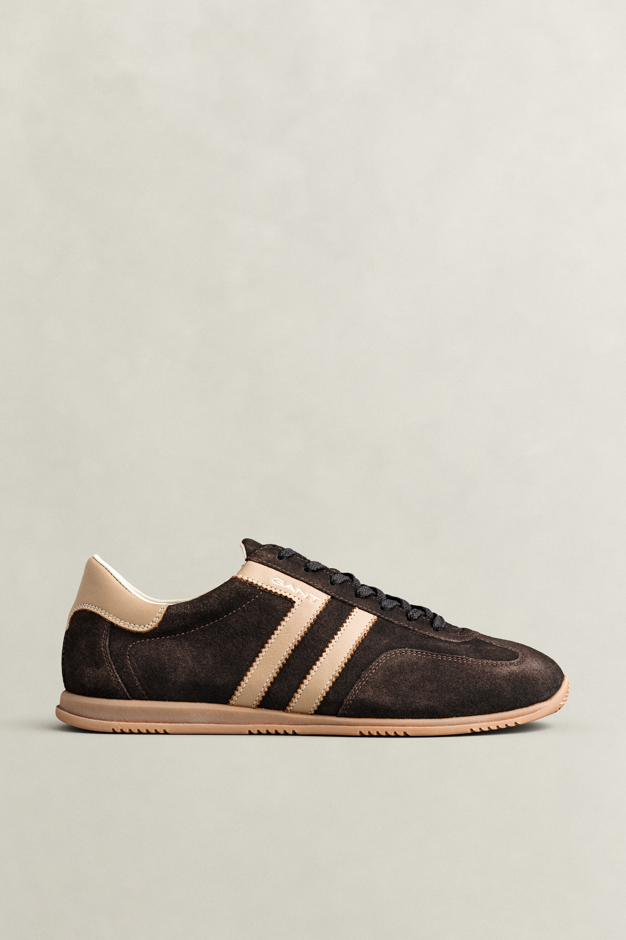 Spearclub sneakers i ruskind