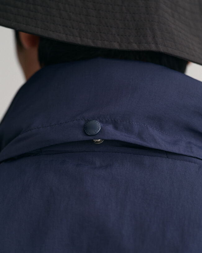 Jakke med raglanærmer