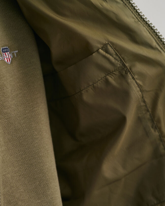 Let vatteret bomberjakke