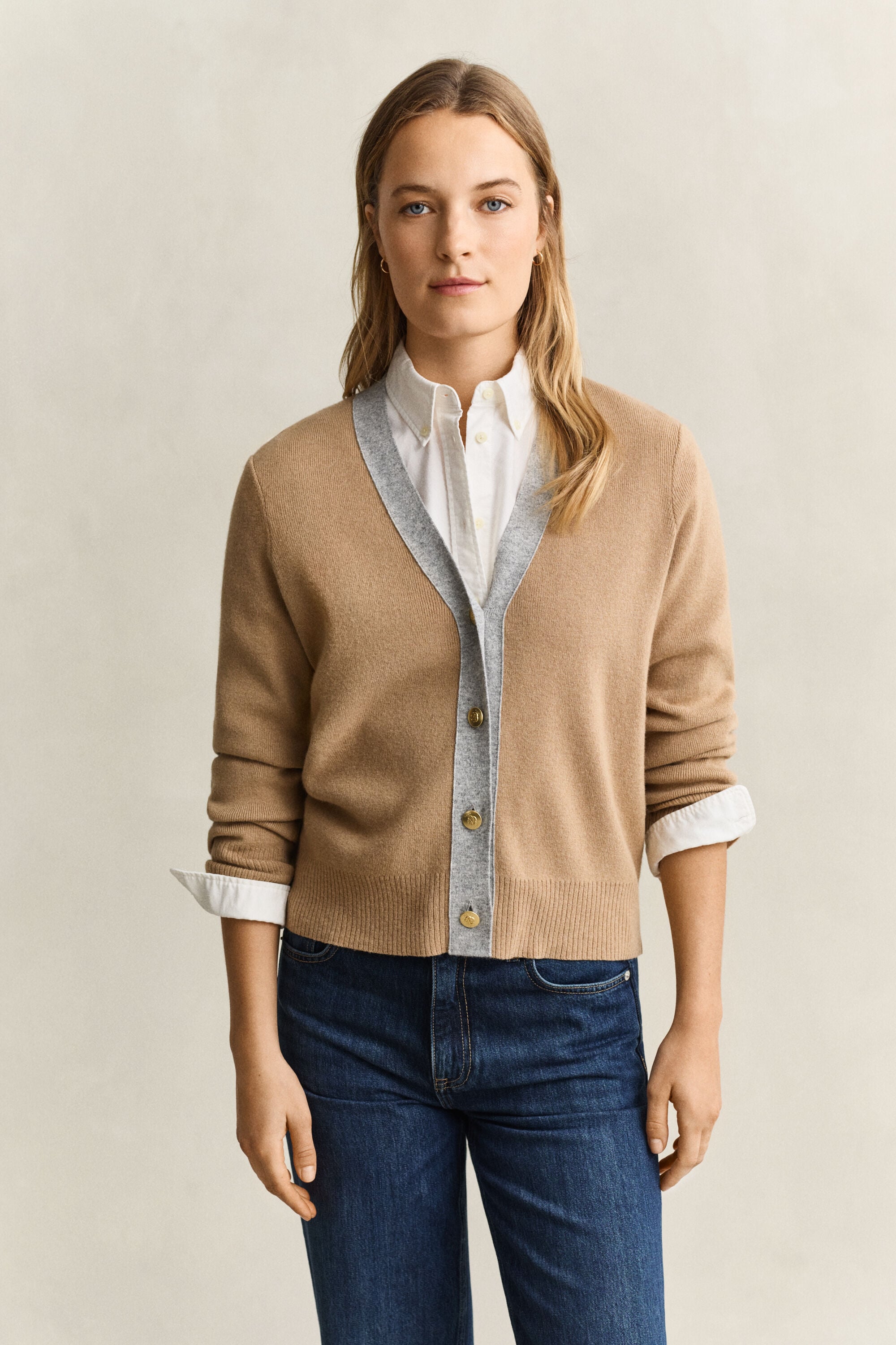 Kontrastfarvet cardigan