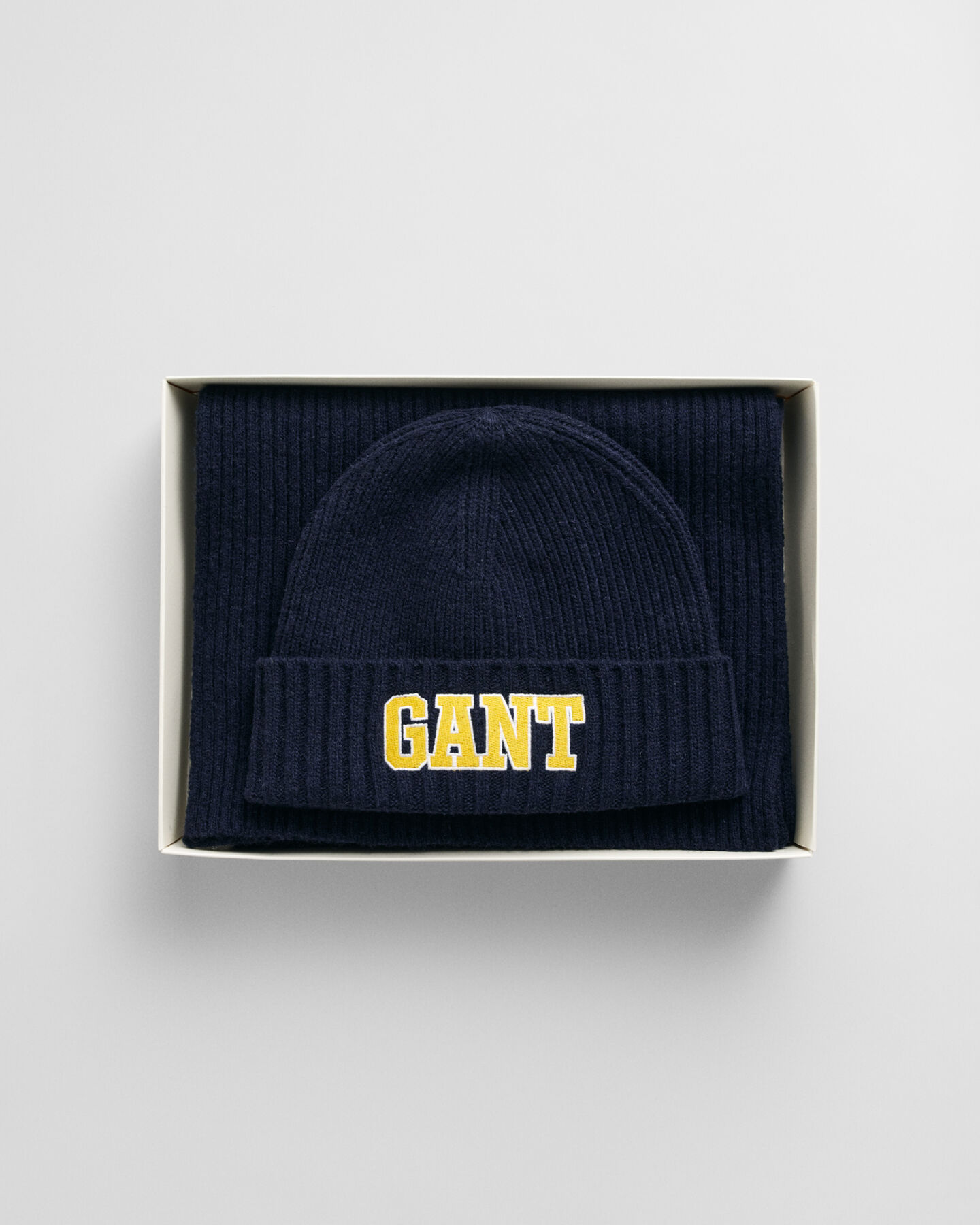 GANT Graphic gavesæt med beanie og halstørklæde