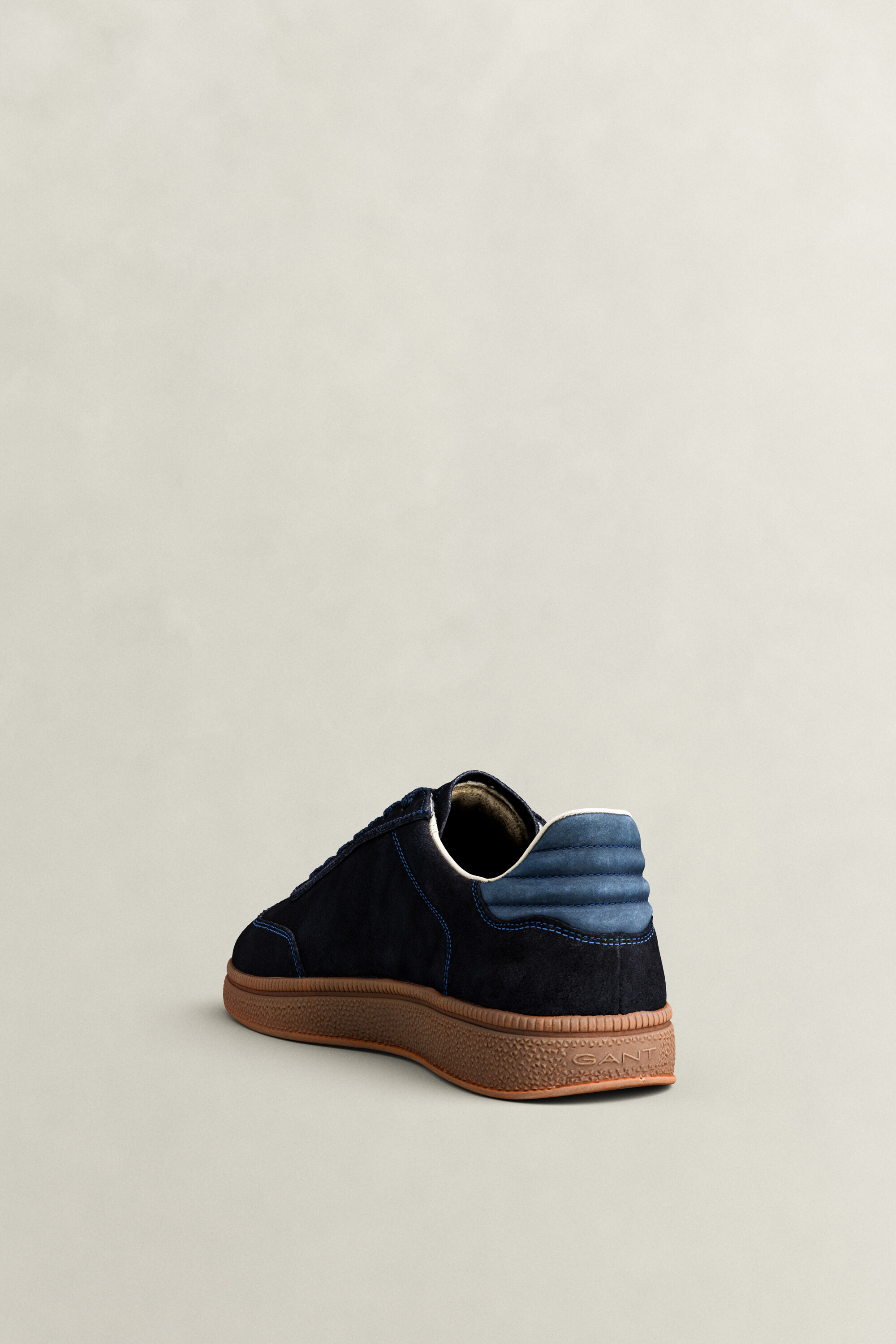 Cuzmo sneakers i ruskind