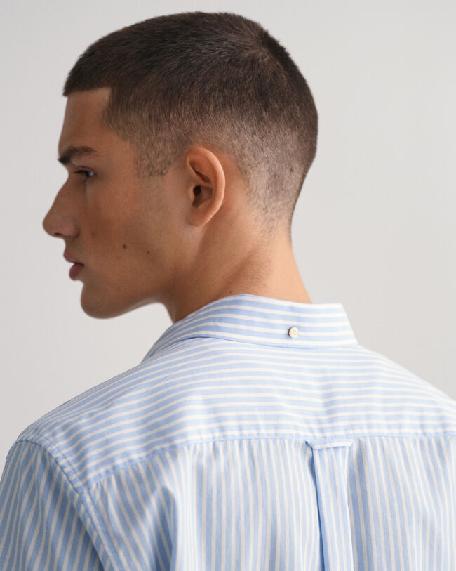 Regular fit stribet tætvævet skjorte med korte ærmer