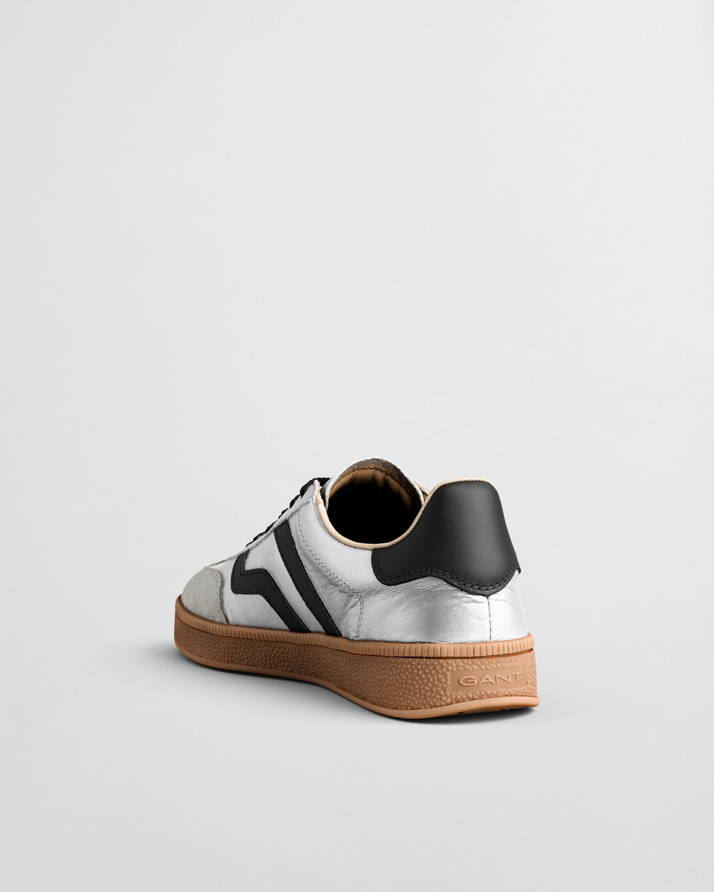 Cuzima metalliske lædersneakers