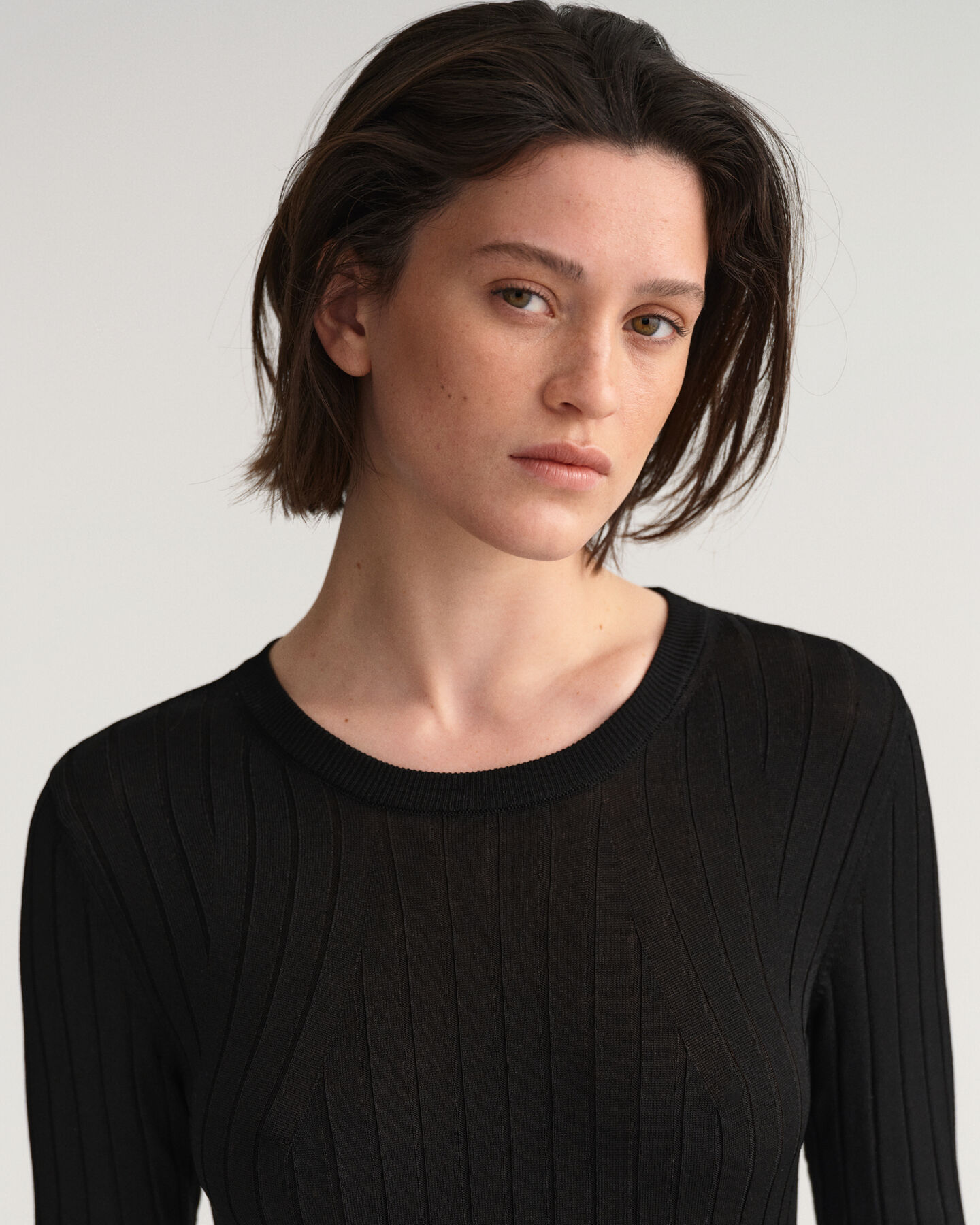 Ribstrikket kjole med blokstriber