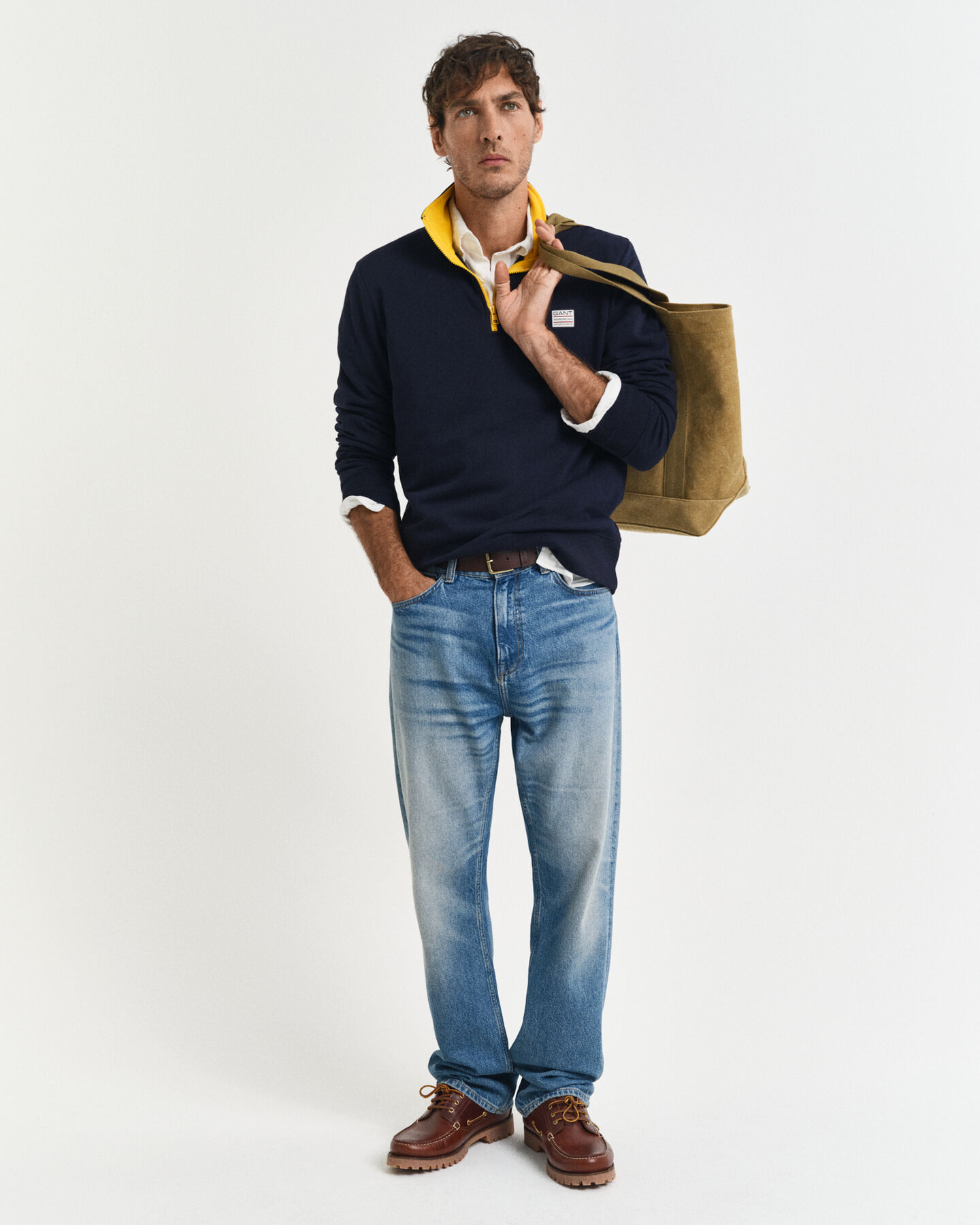 Kontrastfarvet sweatshirt med halv lynlås