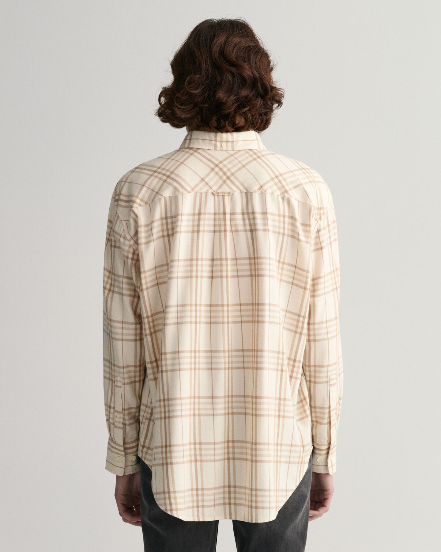 Relaxed fit ternet flannelskjorte