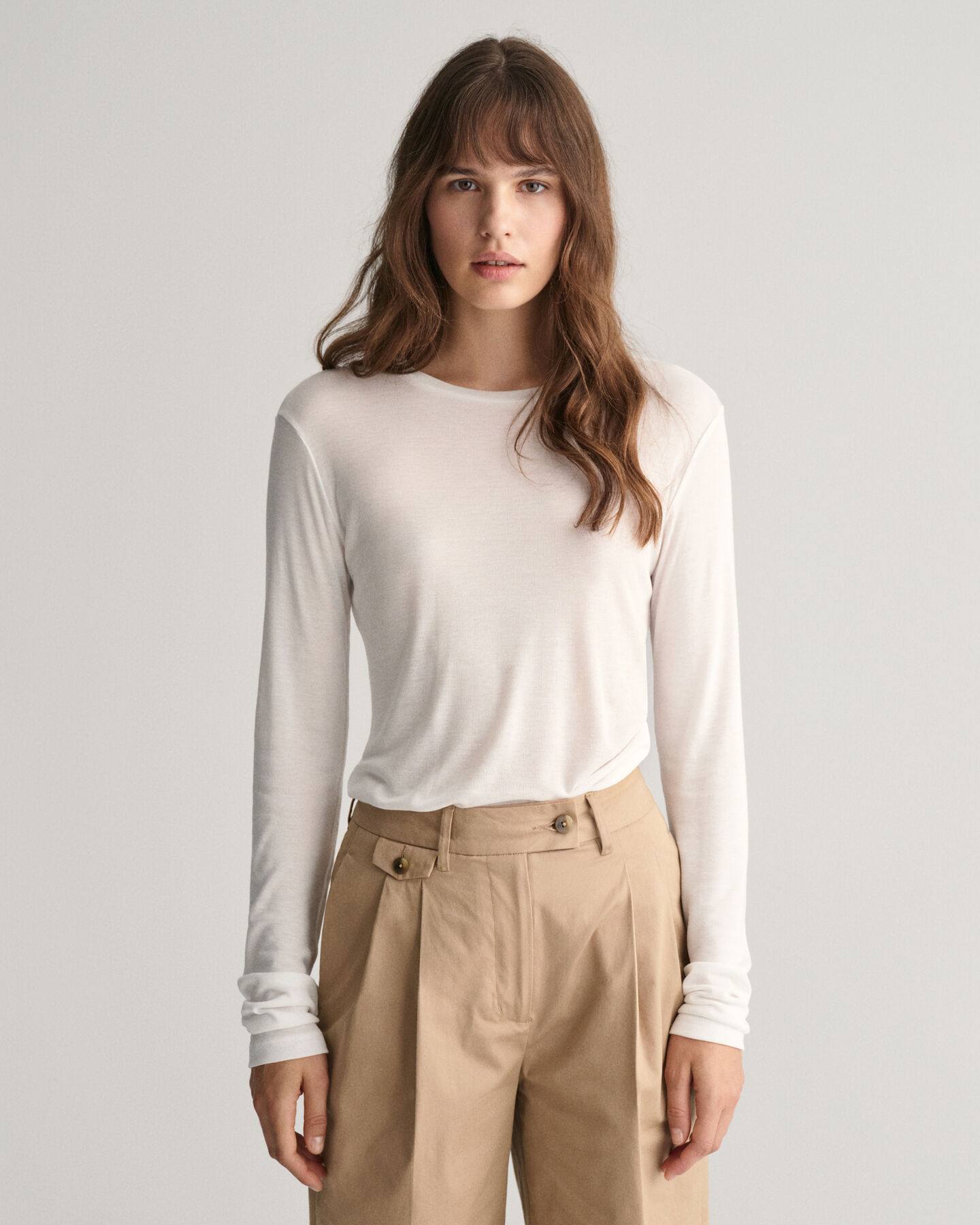 Let T-shirt med lange ærmer