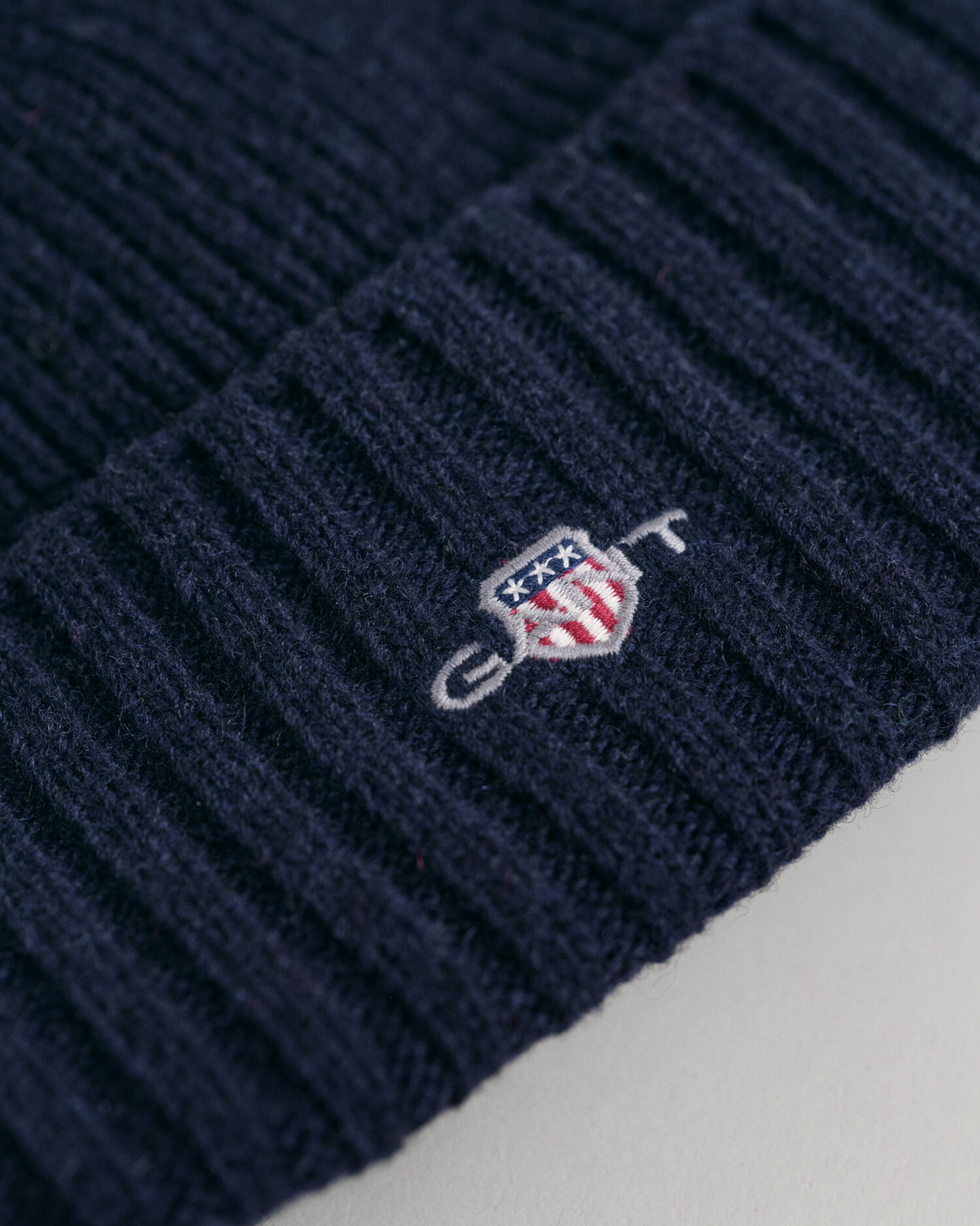 Teens Shield beanie af uld