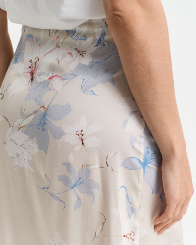 Fl&aelig;set sl&aring;-om nederdel med blomstertryk