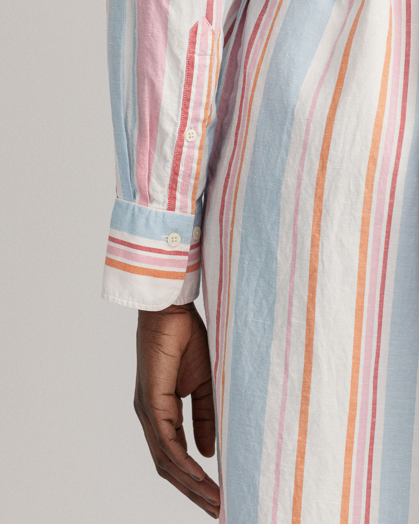 Flerstribet skjortekjole