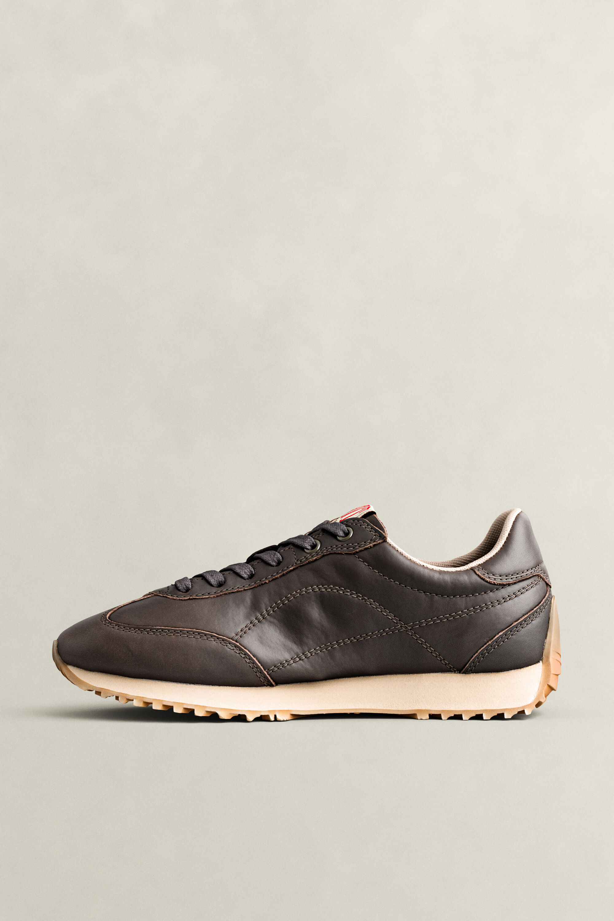 Beja sneakers i læder