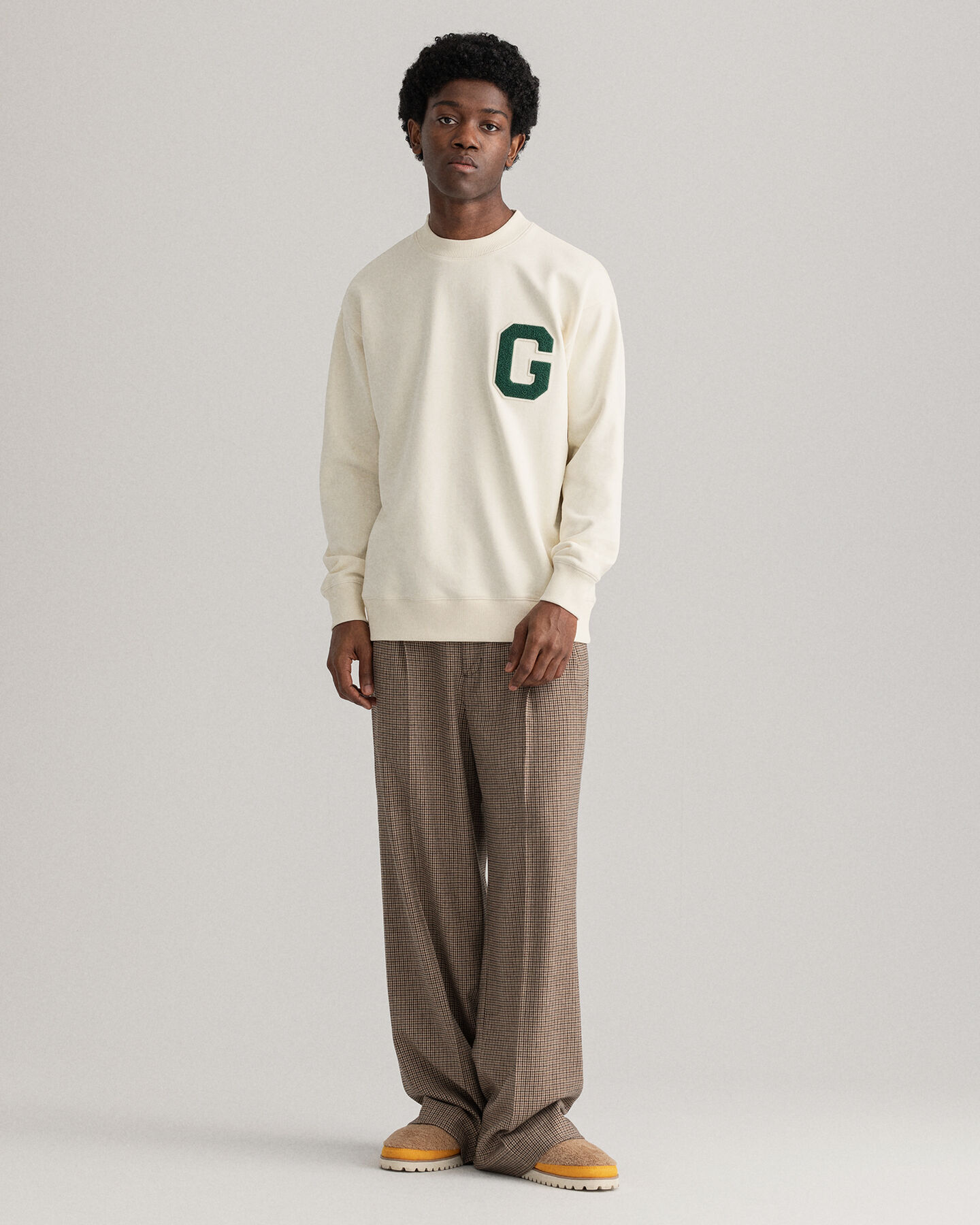 Collegiate G sweater med crewneck