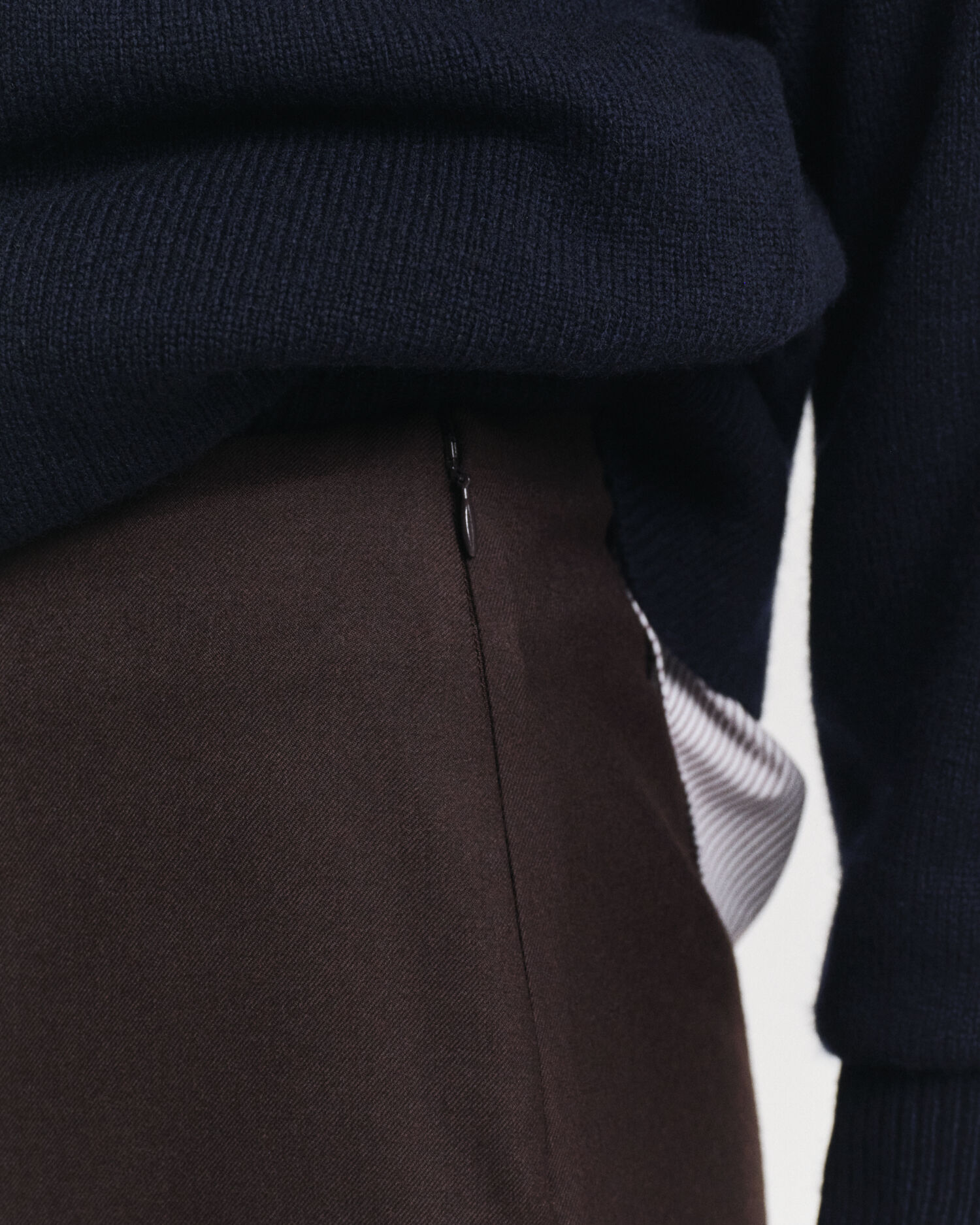 Midi pencil-nederdel i uldblanding