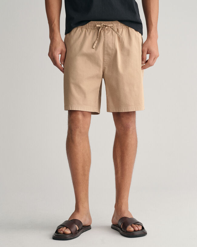 Logo shorts med l&oslash;besnor