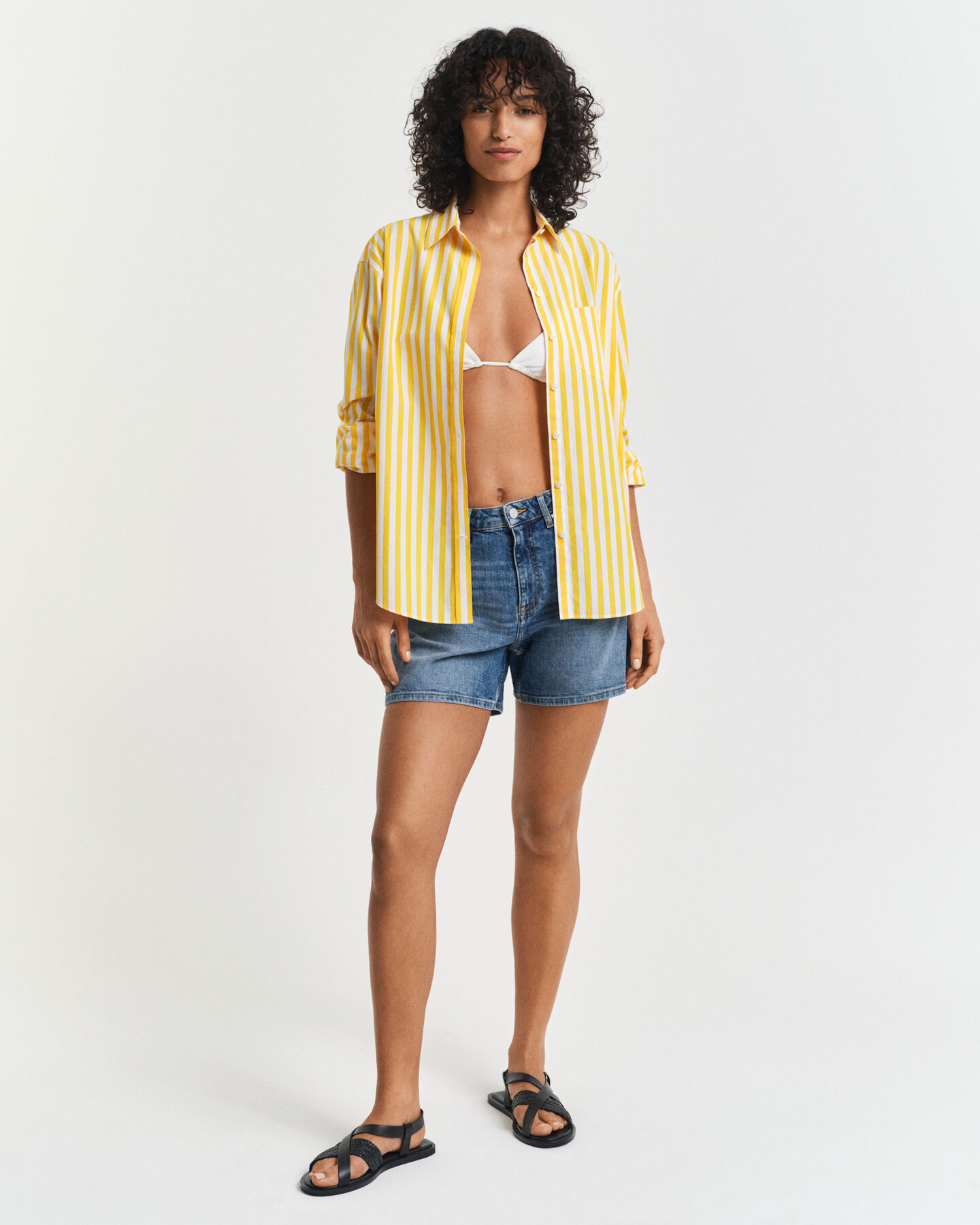 Regular fit denim shorts