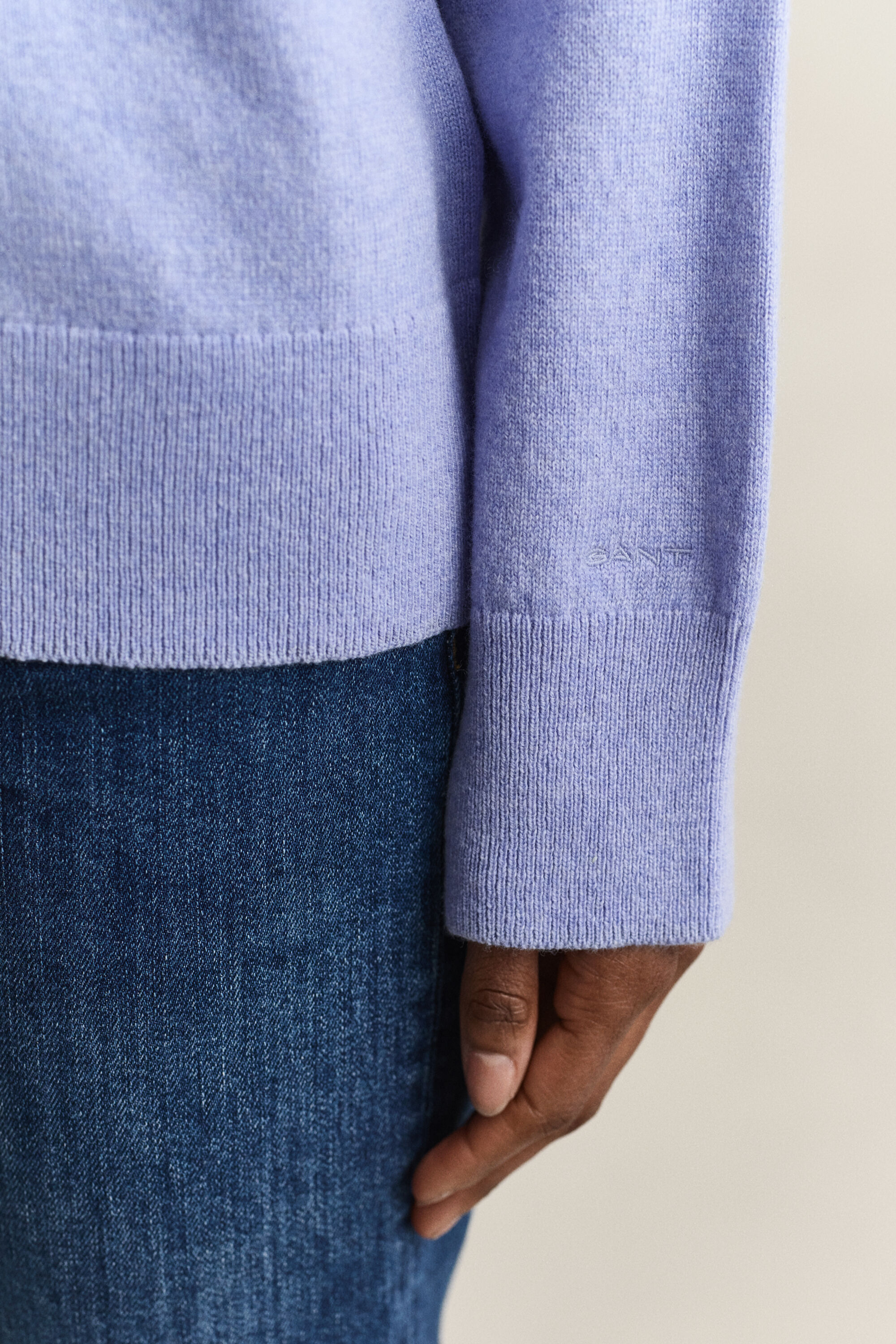 Sweater med mock-neck i luksuriøs lammeuld