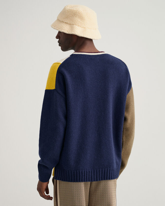 Crewneck sweater med patched kabelstrik