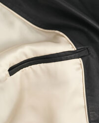 Lædershorts med læg