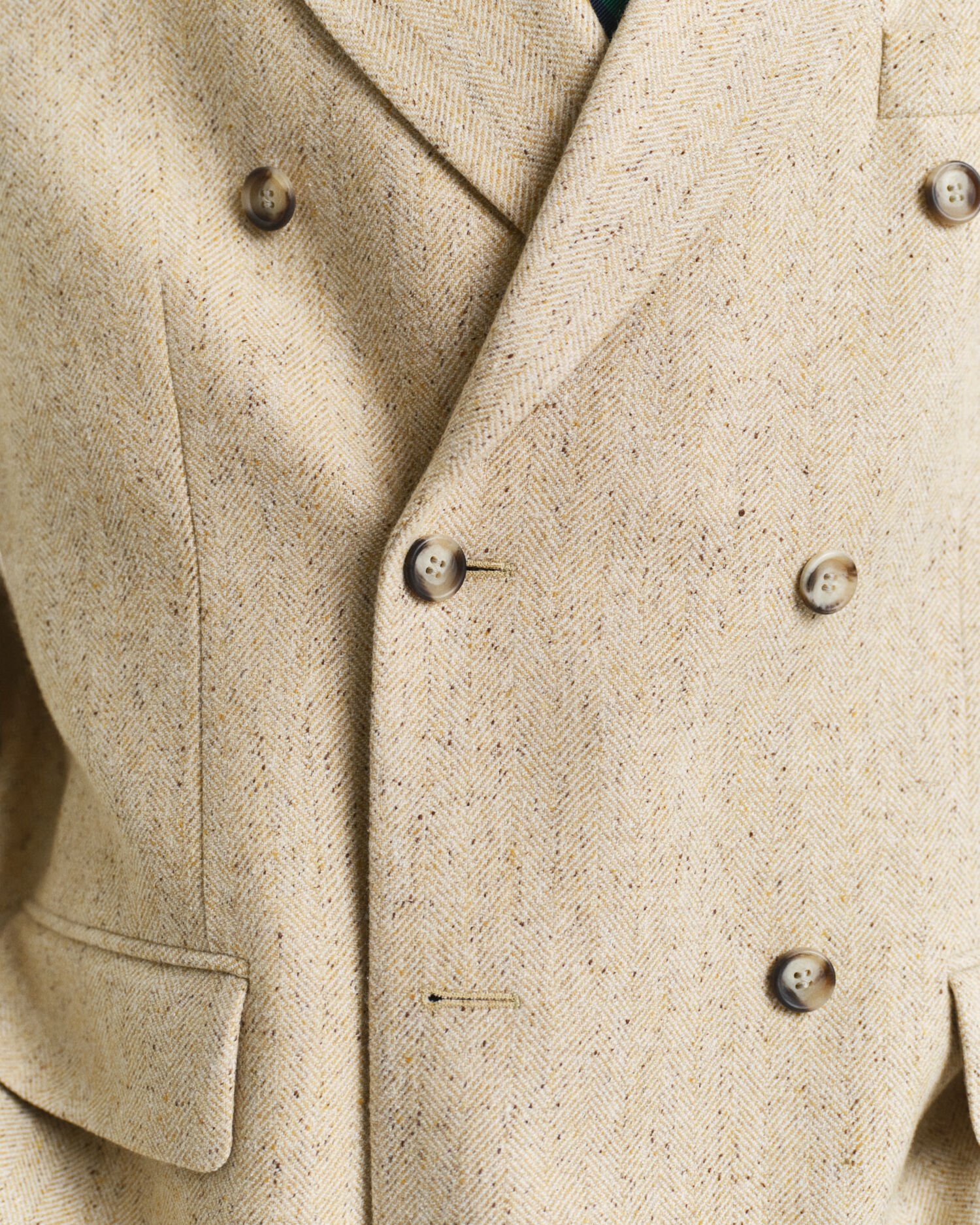 Relaxed fit jakkesæt-jakke med nister og sildebensmønster