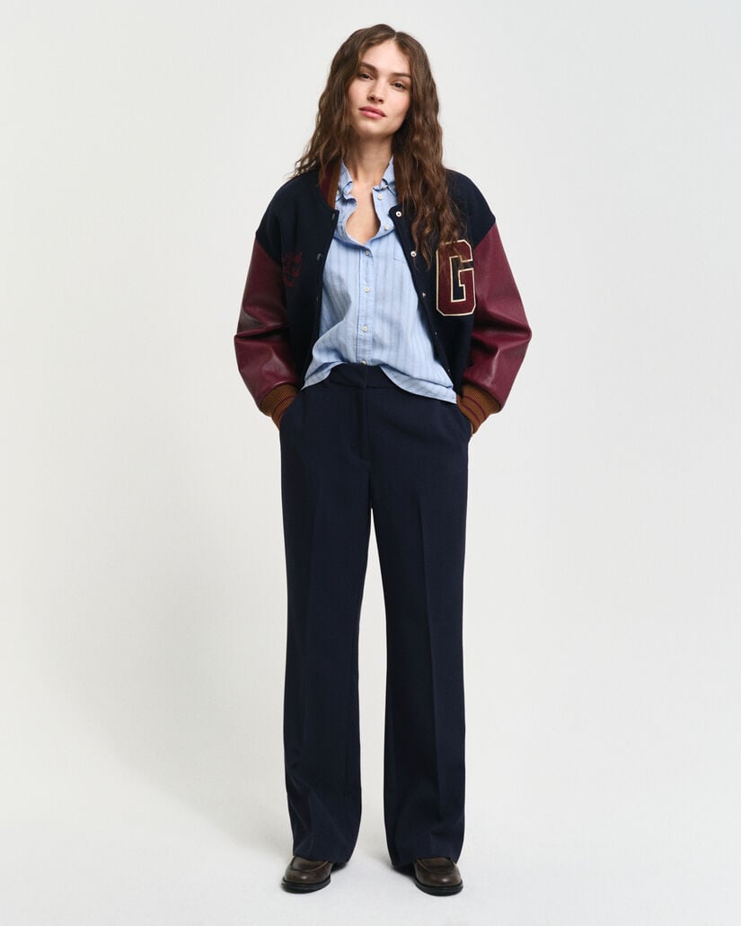 Slim fit bukser med svaj