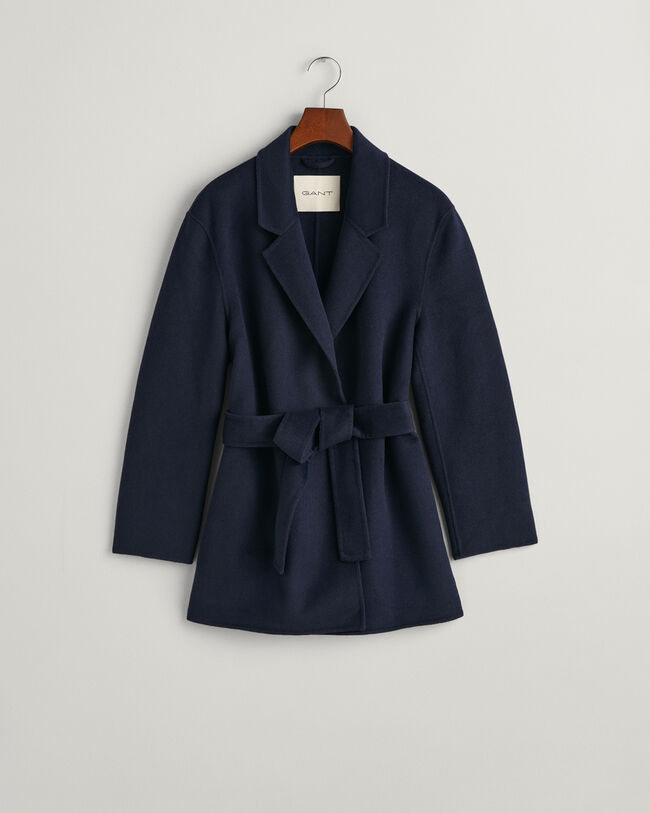 Håndsyet blazer med bælte