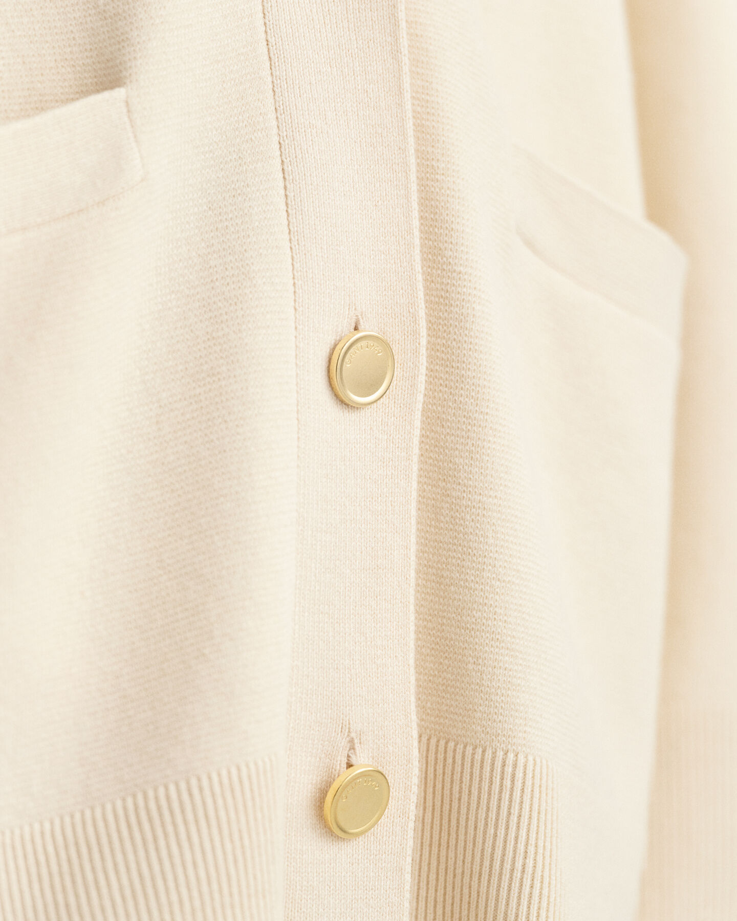 Relaxed fit cardigan med V-hals