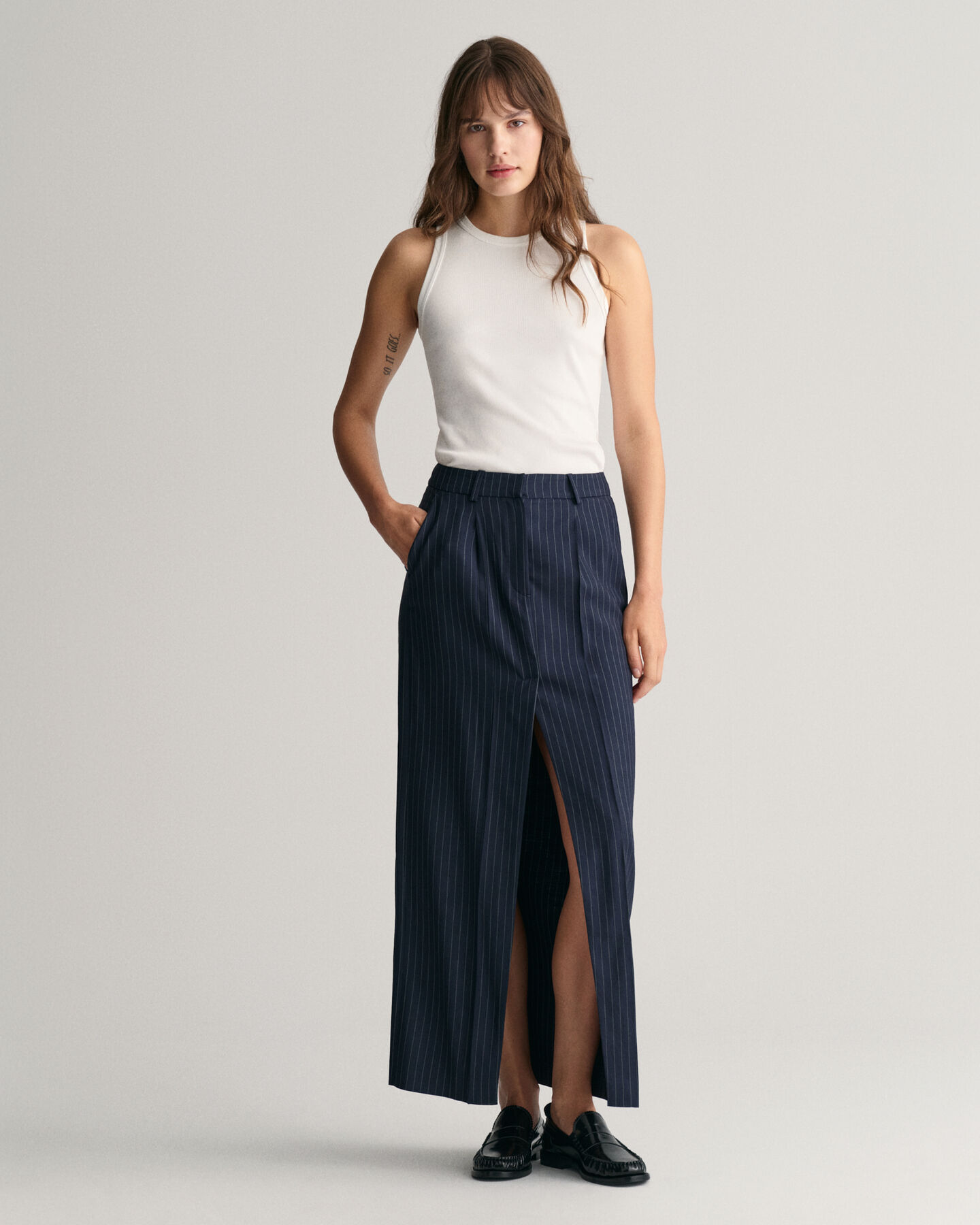 Plisseret Maxi nederdel med nålestriber