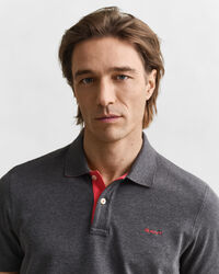 Kontrastfarvet piqué poloskjorte