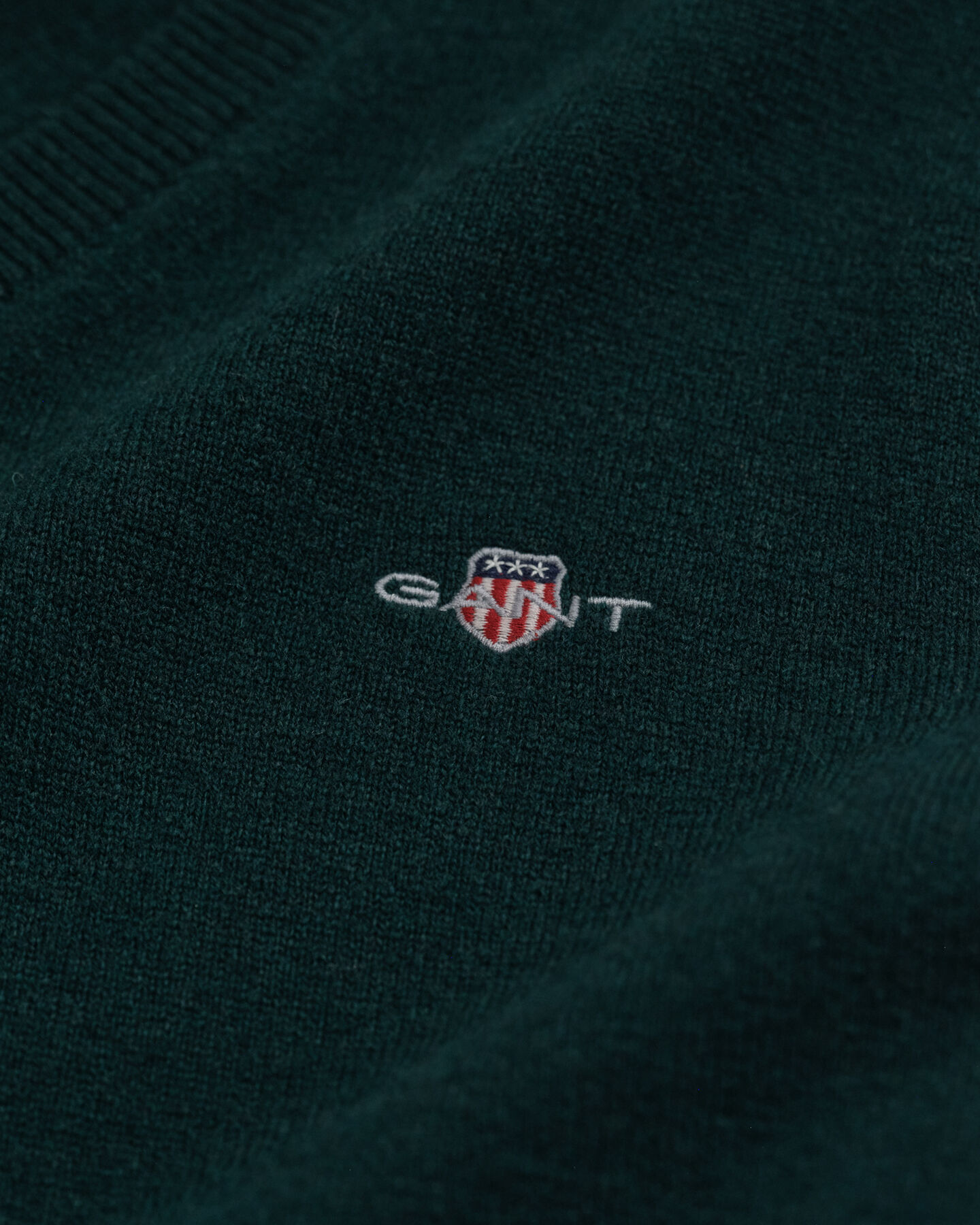 Sweater med V-hals af ekstra fin lammeuld