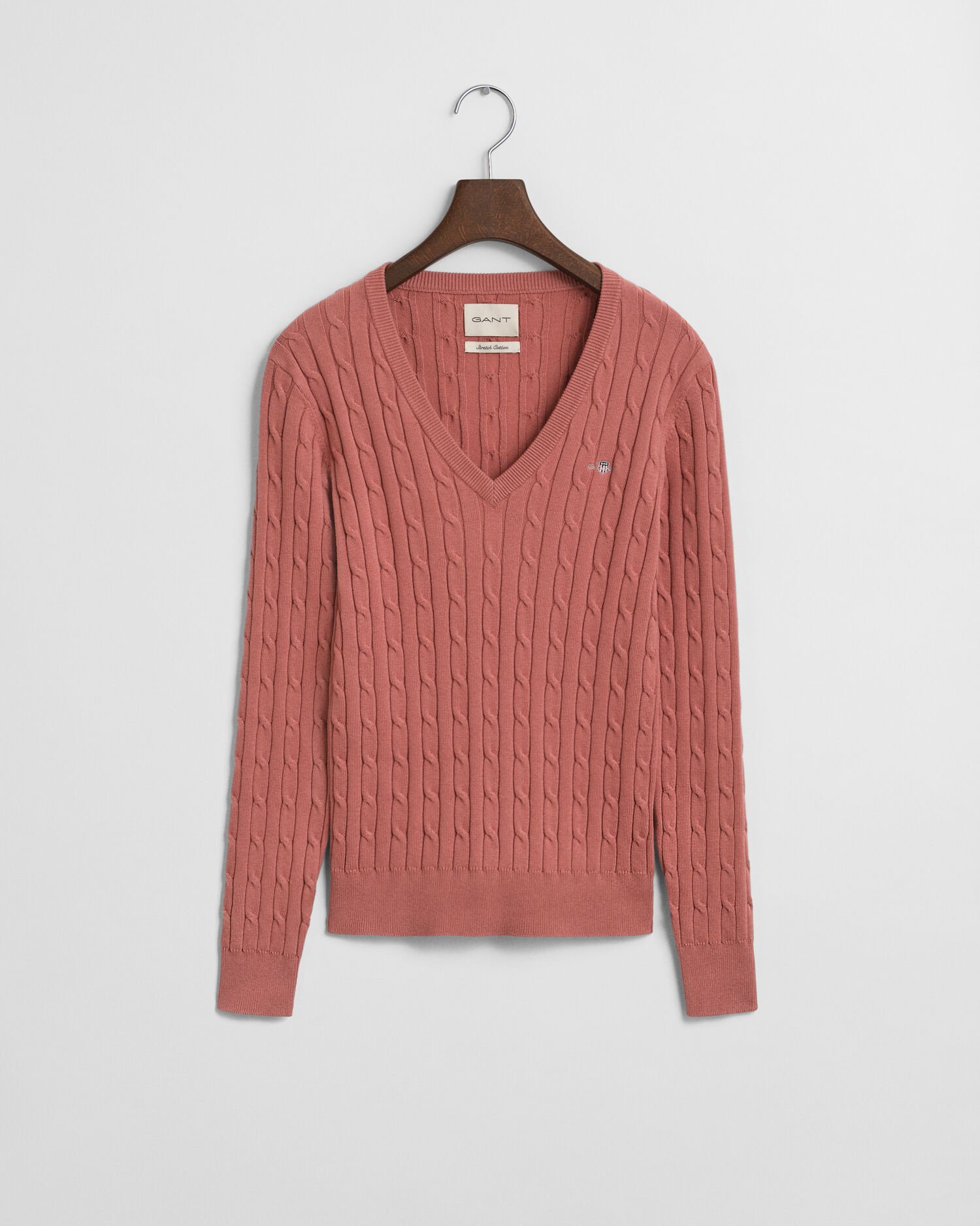 Kabelstrikket sweater med V-hals