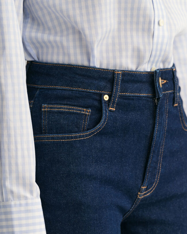 Slim fit jeans med svaj